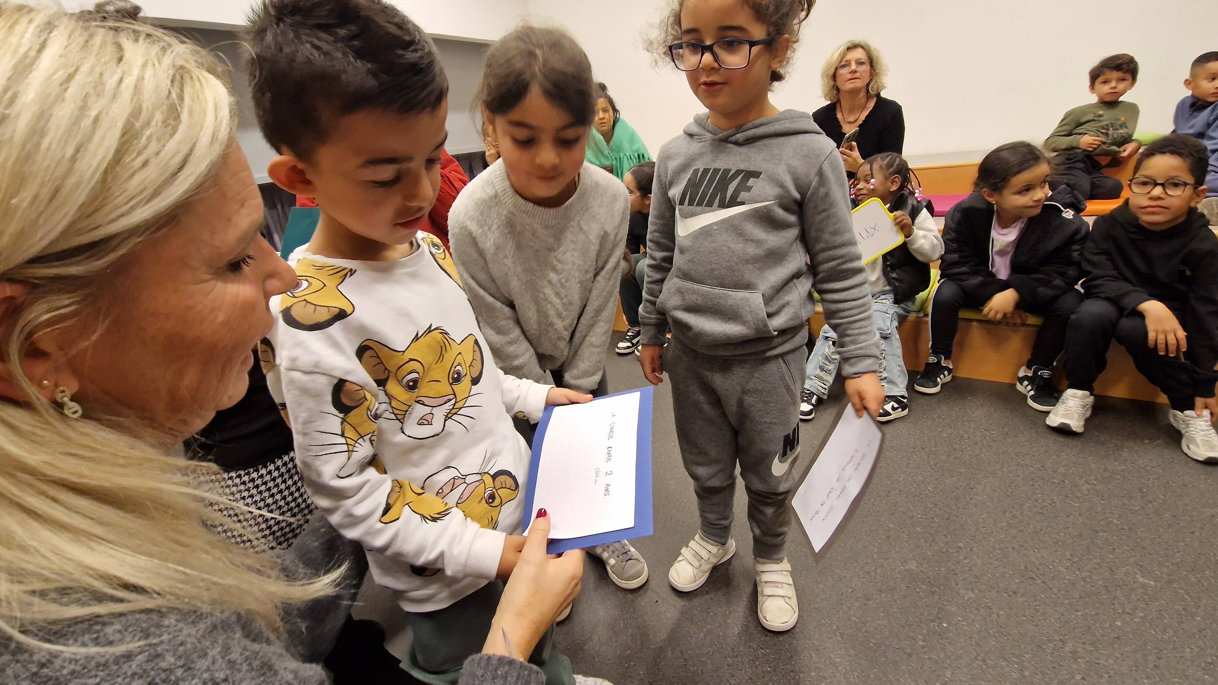 A Cannes, le projet Coup de Pouce familiarise les bambins à la lecture et l'écriture