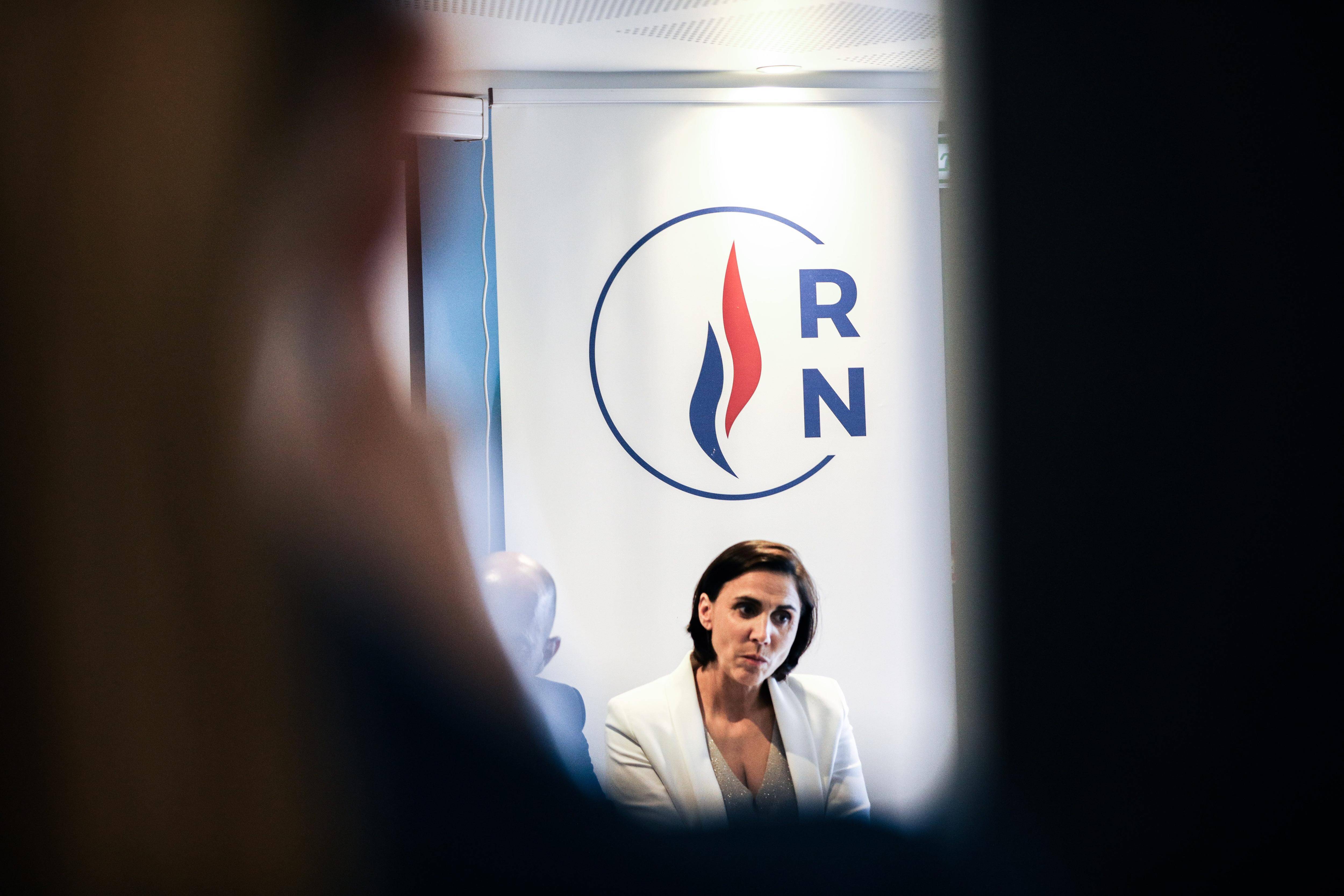 François Bayrou, Premier ministre: "Pas de censure a priori mais nous attendons avec vigilance", assure Laure Lavalette (RN)