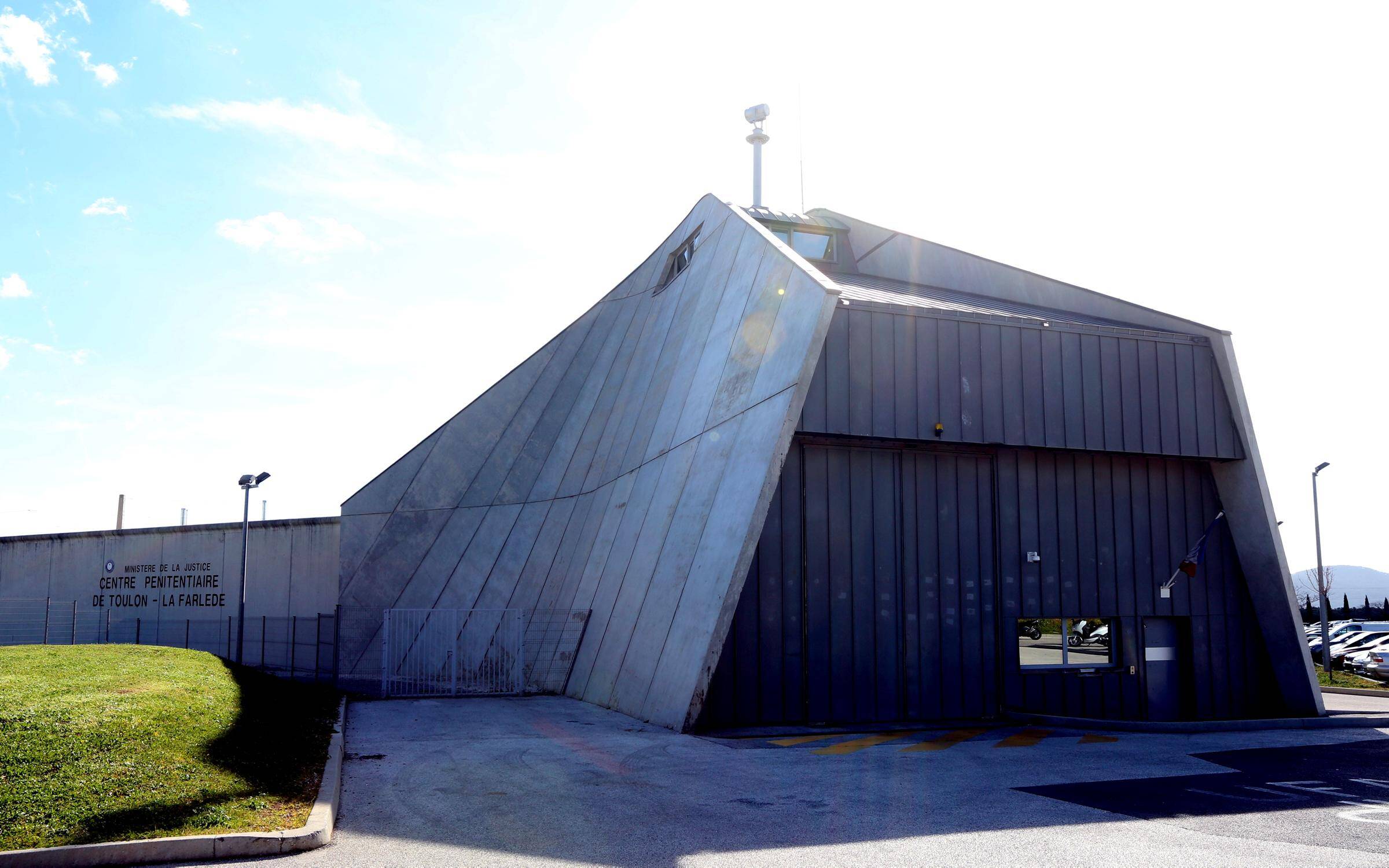 "Mon client est au mitard depuis 60 jours": la prison de Toulon-La Farlède de nouveau mise en cause