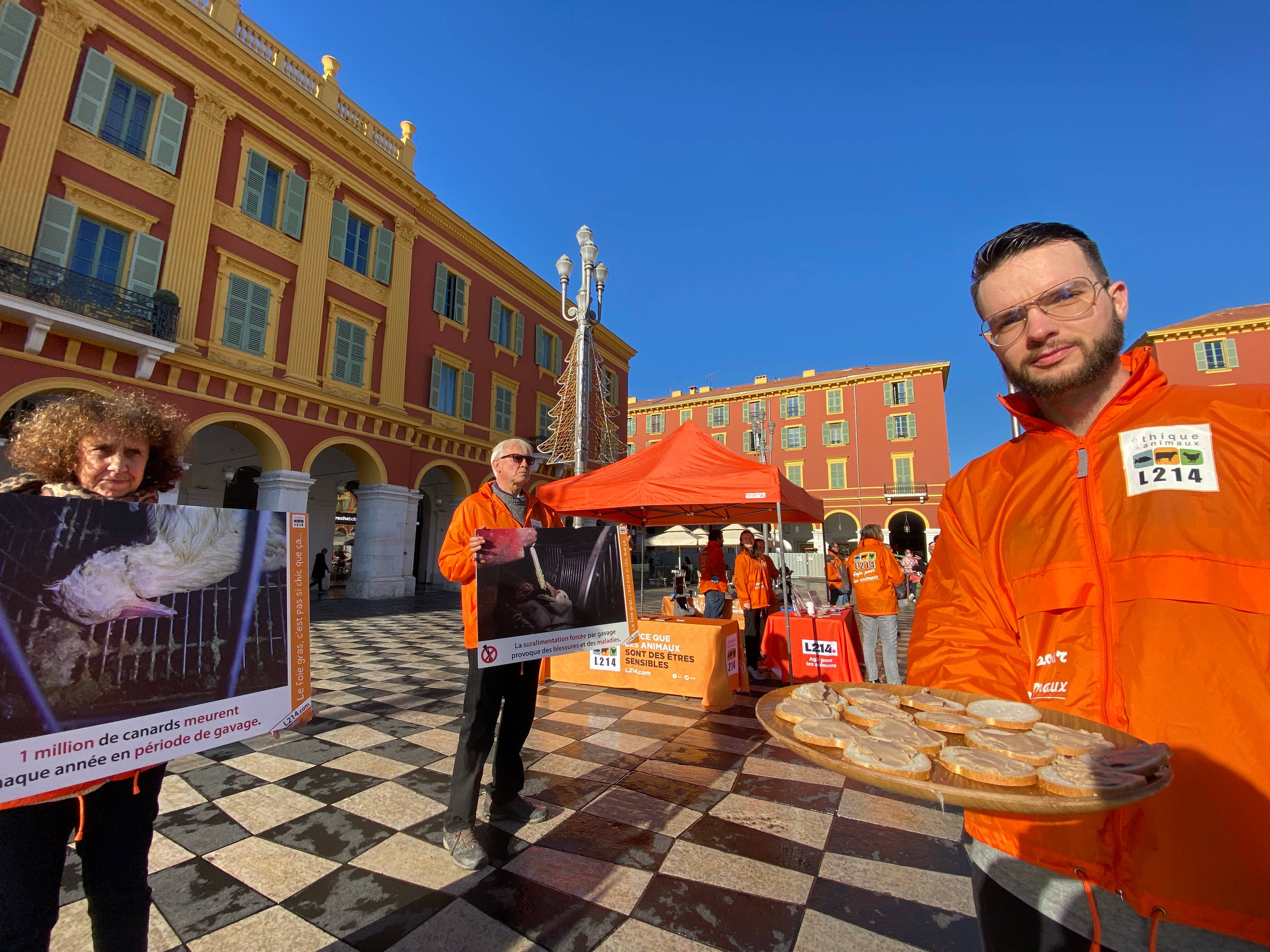 Manifestation-dégustation, pétition, sensibilisation... L'association L214 plaide pour le "faux gras" et le bien-être animal à Nice