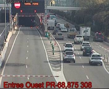 Collision entre cinq véhicules dans le tunnel de Toulon, la circulation interrompue en direction de Nice