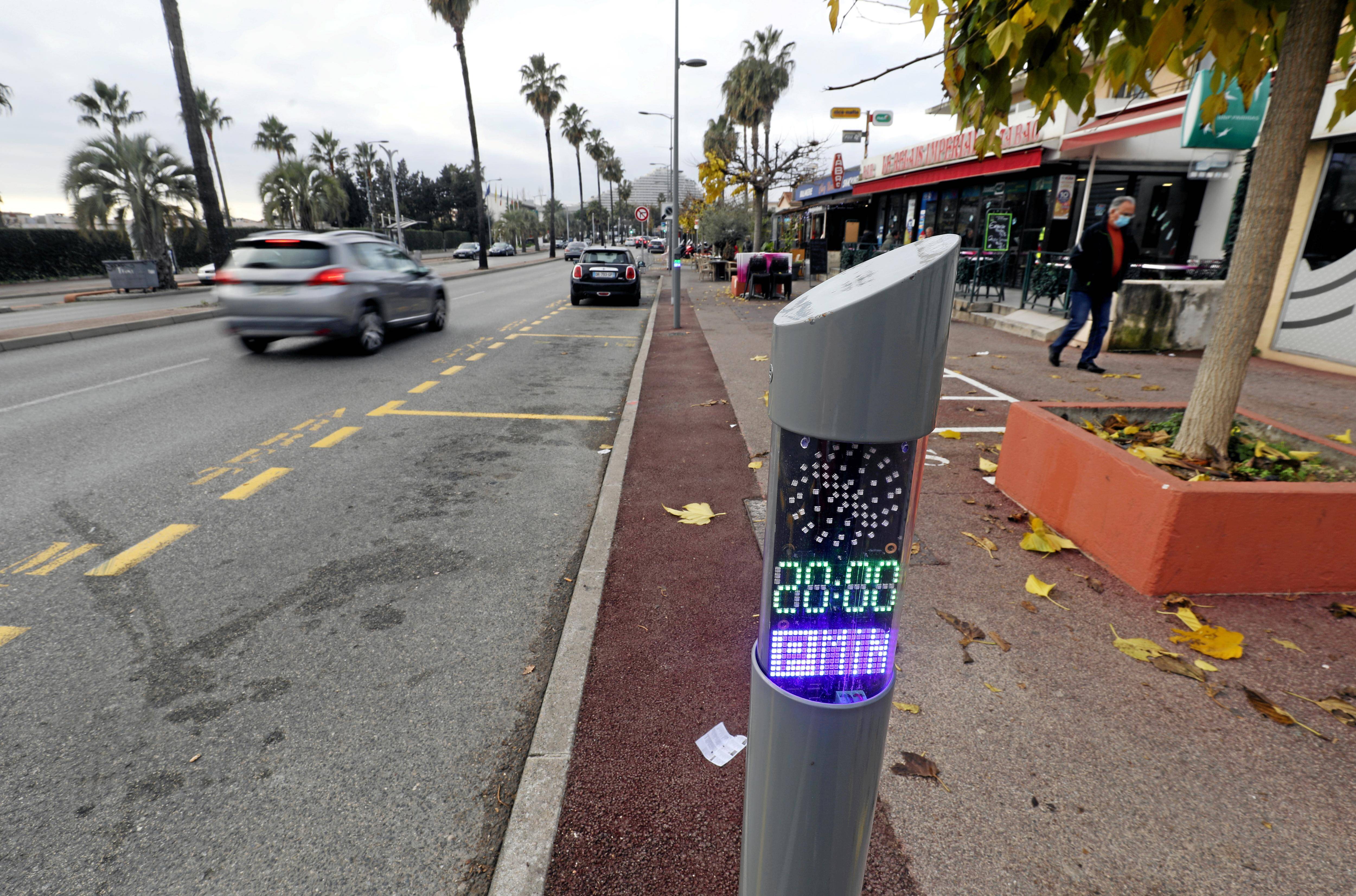 Au volant d'une berline, il renverse une dame et prend la fuite à Villeneuve-Loubet
