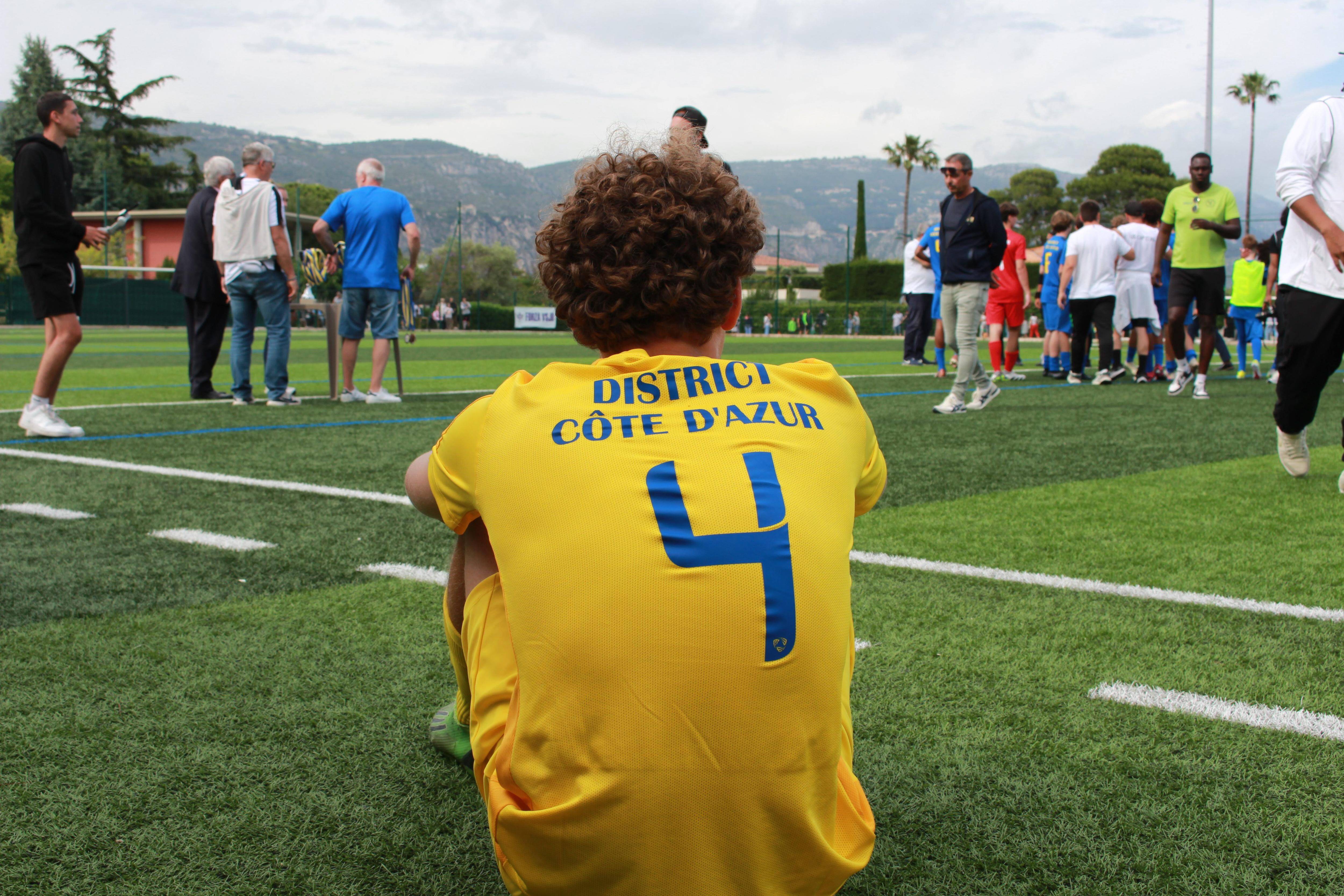 Des incidents ont éclaté à Antibes, Cannes et La Gaude, bientôt le huis clos pour certains matchs de foot amateur?