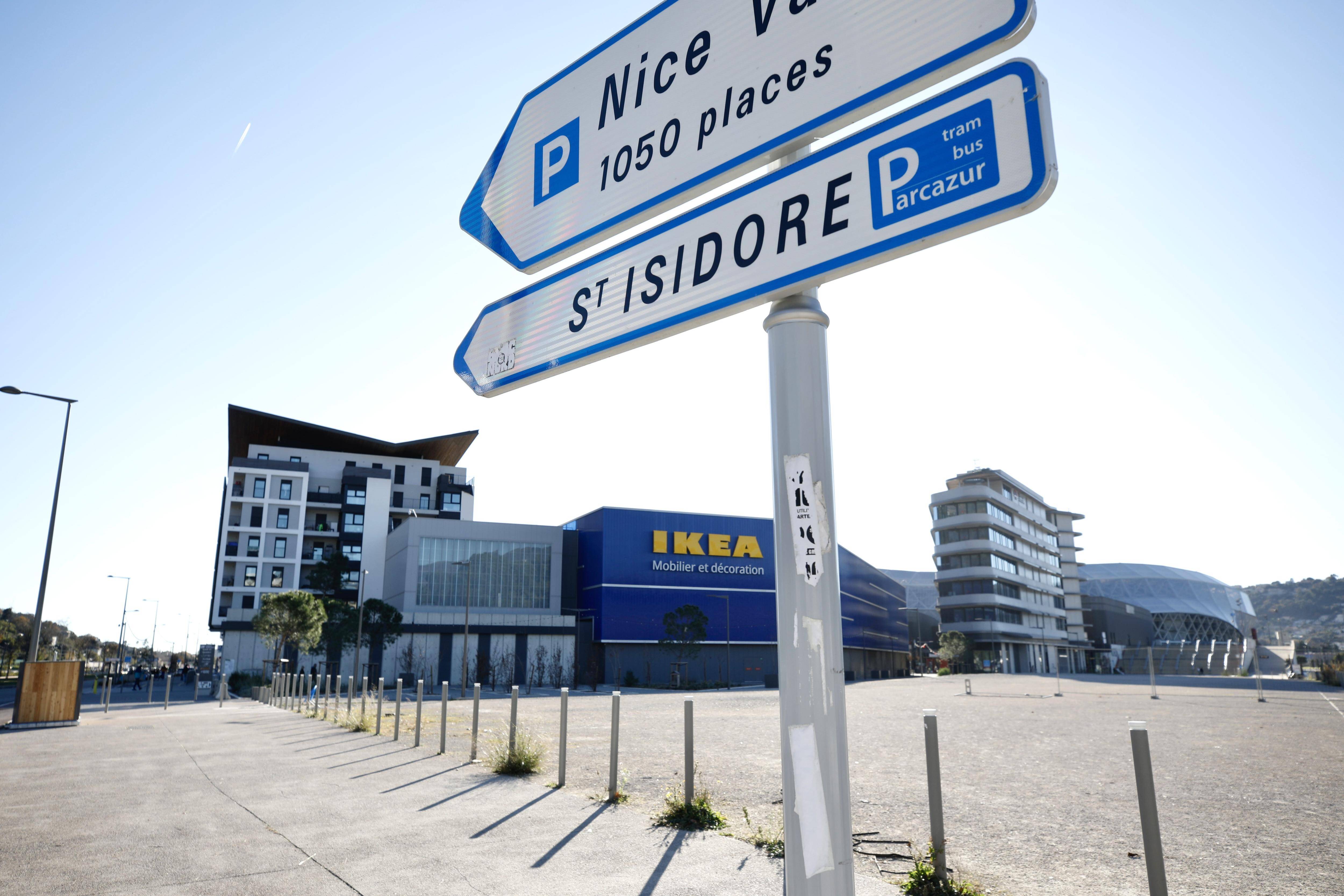 Plus de 300 places, presque toutes inoccupées: ce parking relais méconnu de Nice devrait bénéficier du remaniement des lignes de tramway