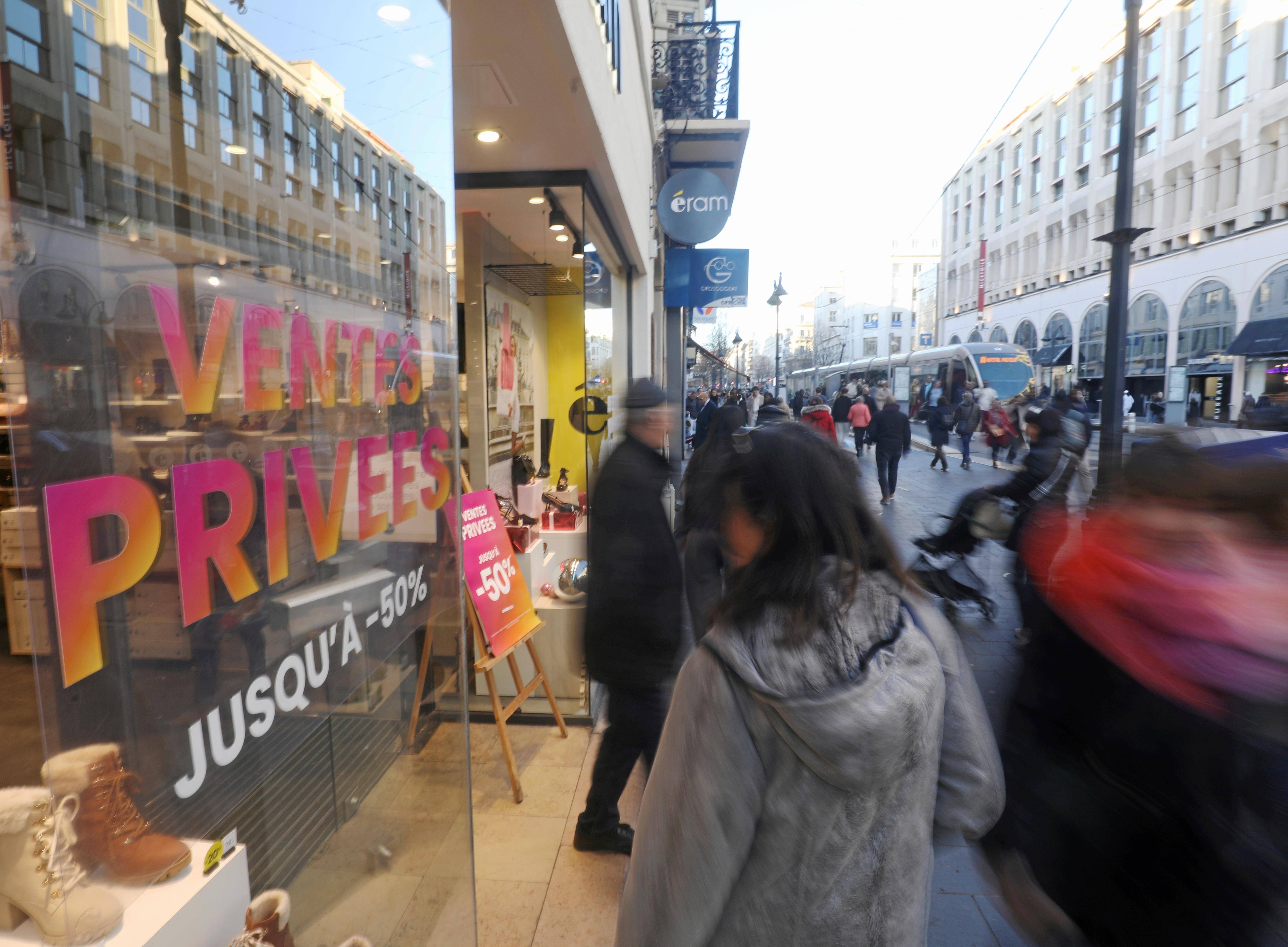 Ventes privées, soldes avant l'heure... Ces consommateurs qui attendent le lendemain de Noël pour faire leurs achats