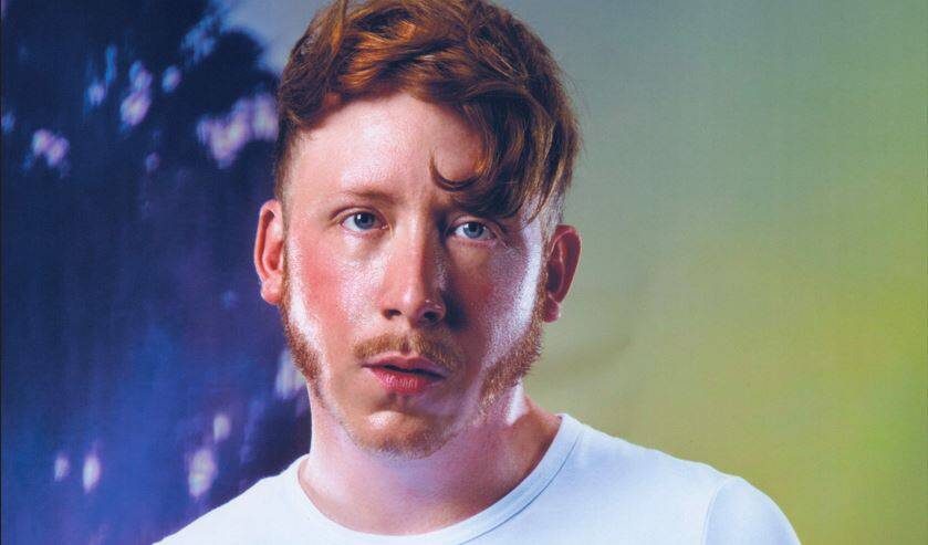 "C'est important les up and down, la vie c'est ça": Eddy de Pretto sera sur scène à Marseille et Cannes en 2025