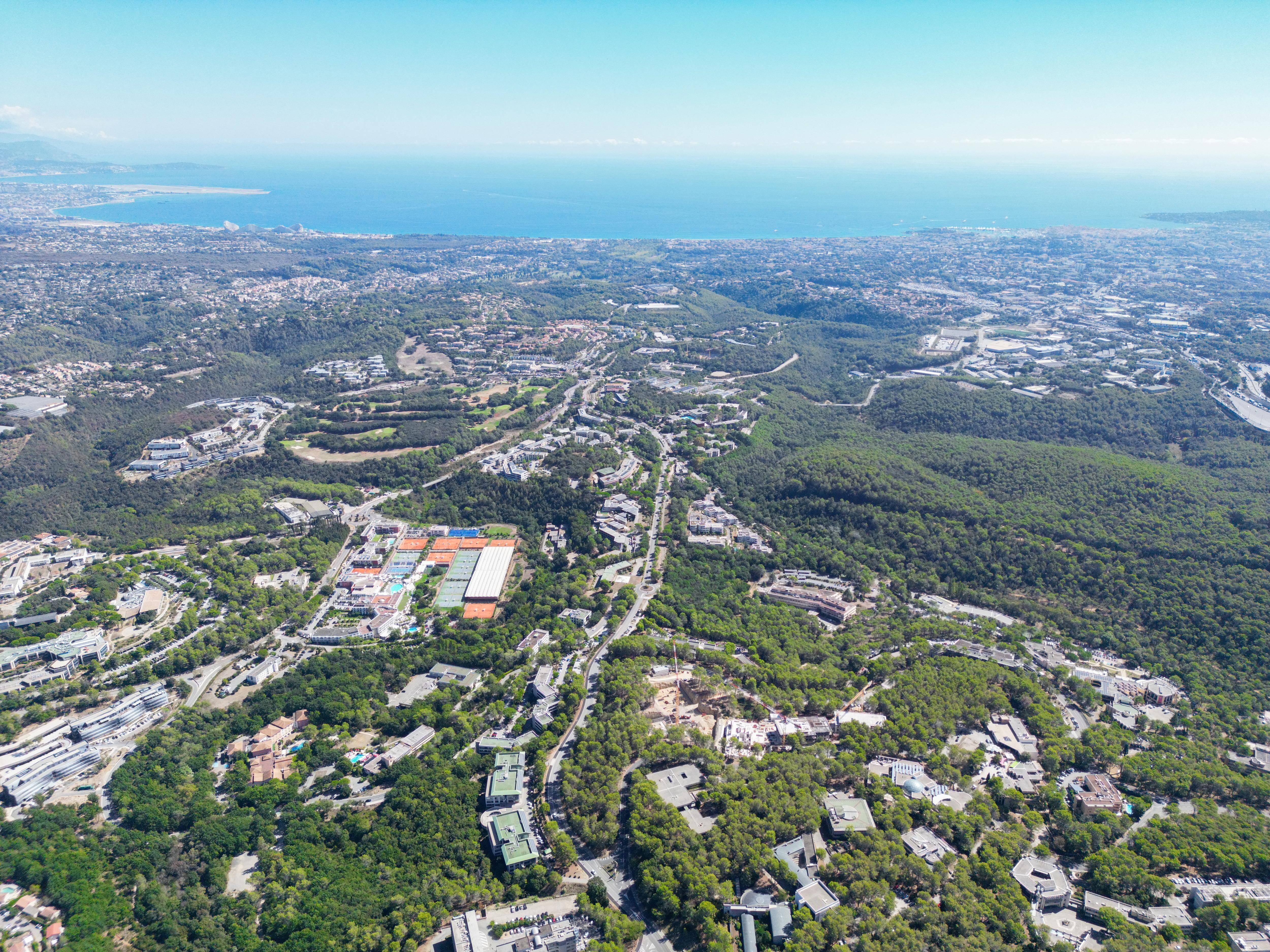 Une solution pour lutter contre la crise du logement à l'ouest des Alpes-Maritimes
