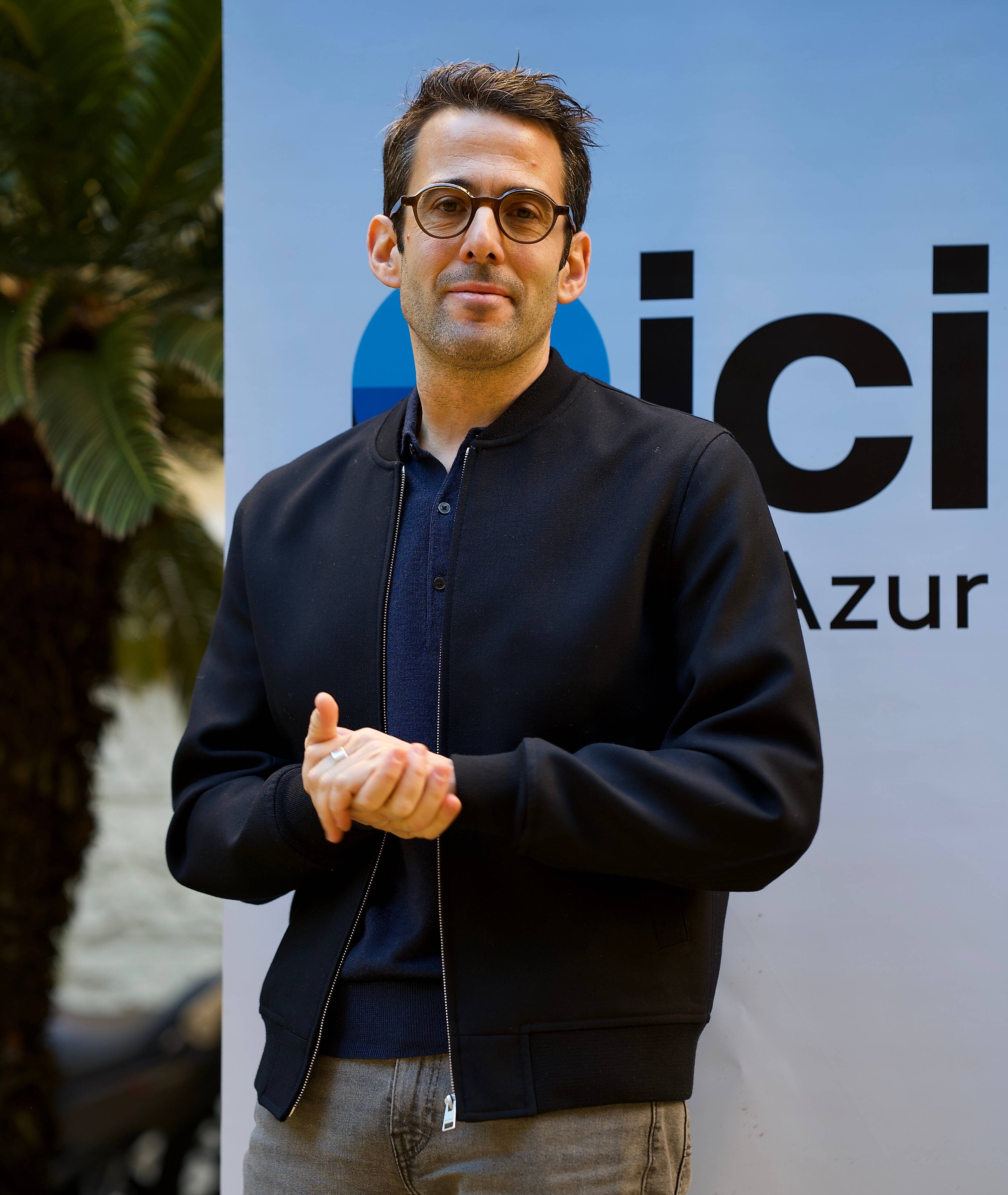 France Bleu Azur devient "Ici Azur" à partir de ce lundi, son directeur évoque ce changement d'identité