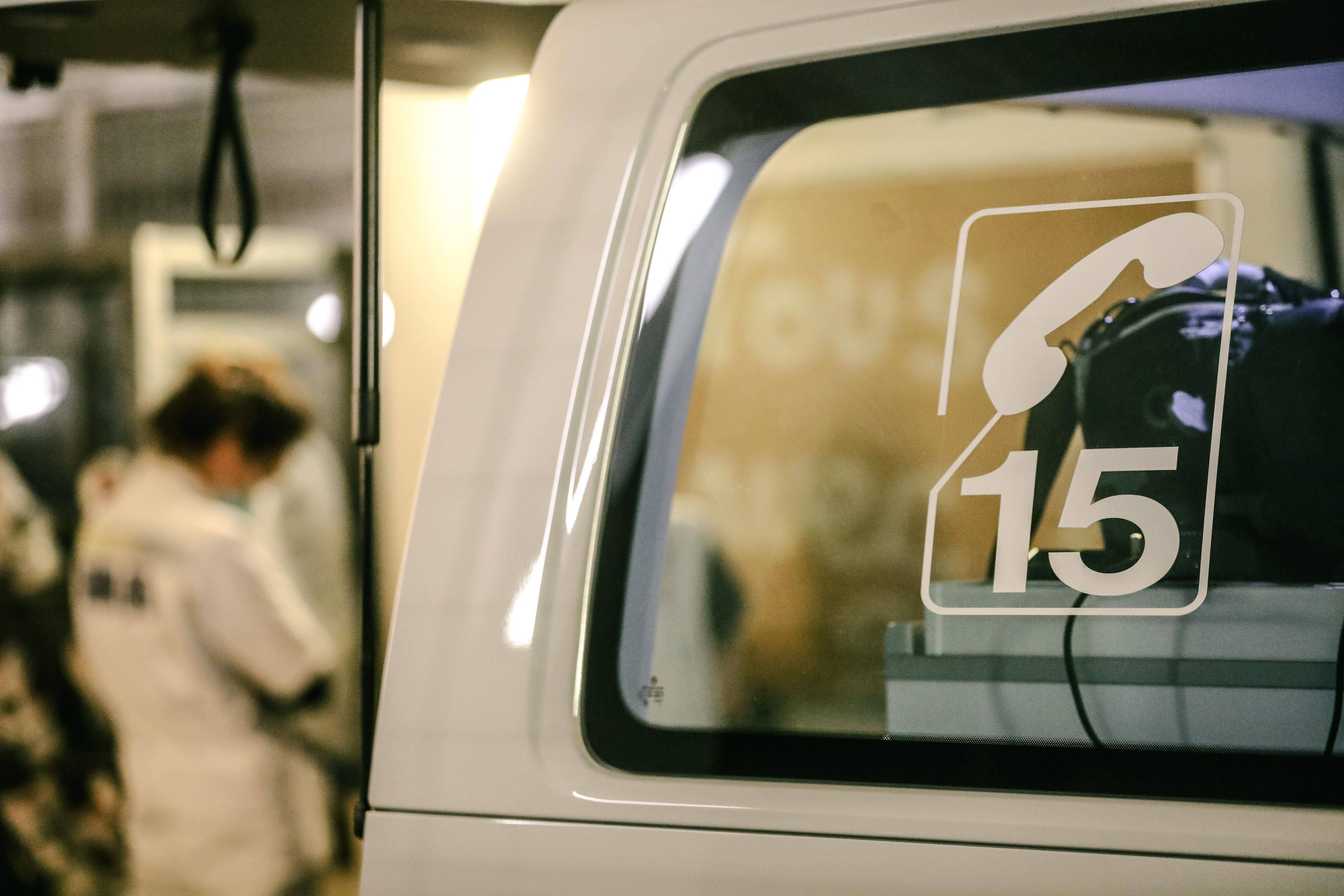 Une collision entre une voiture et une trottinette fait un blessé grave à Nice