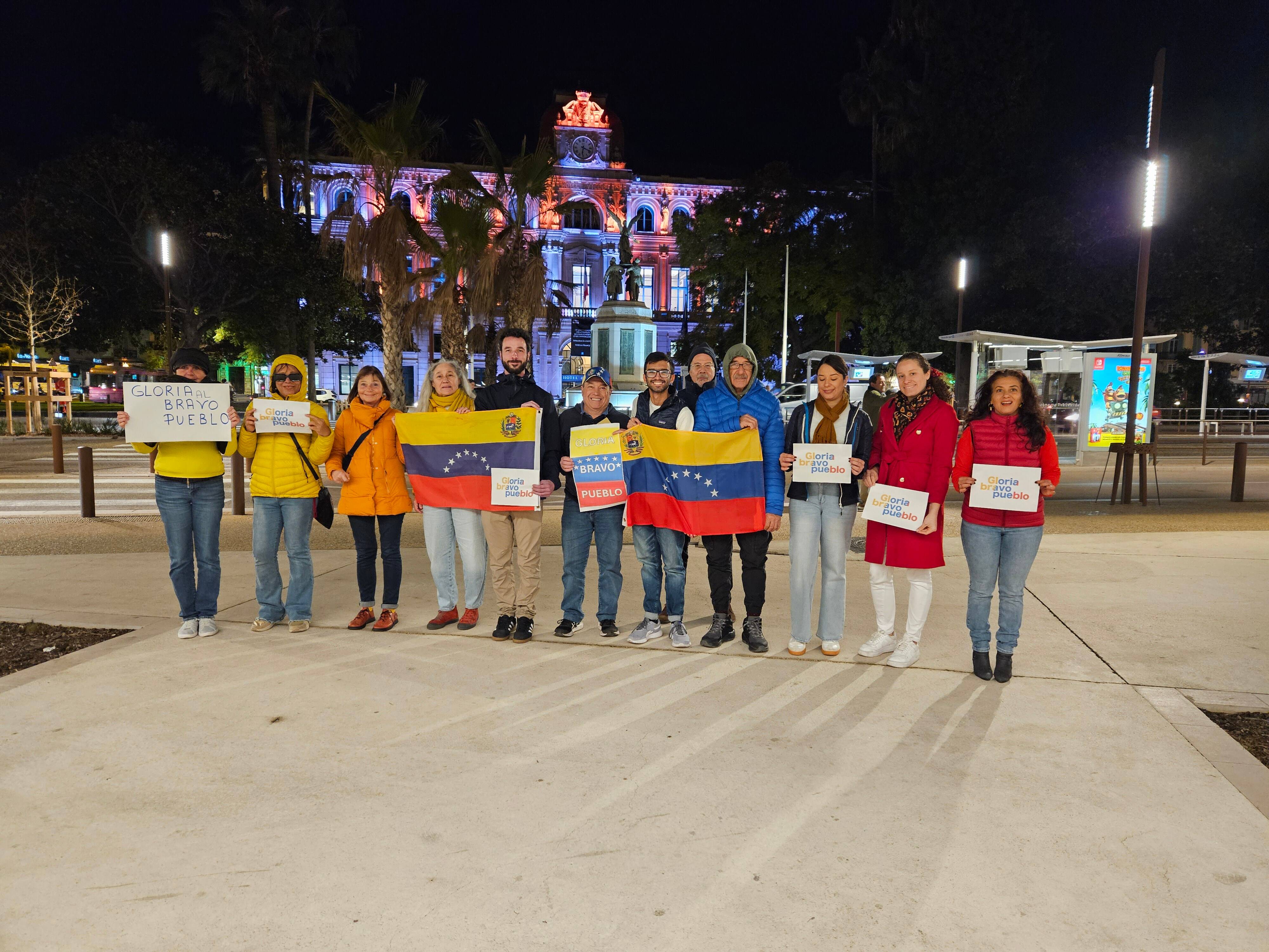 Un rassemblement à Cannes pour la démocratie au Venezuela