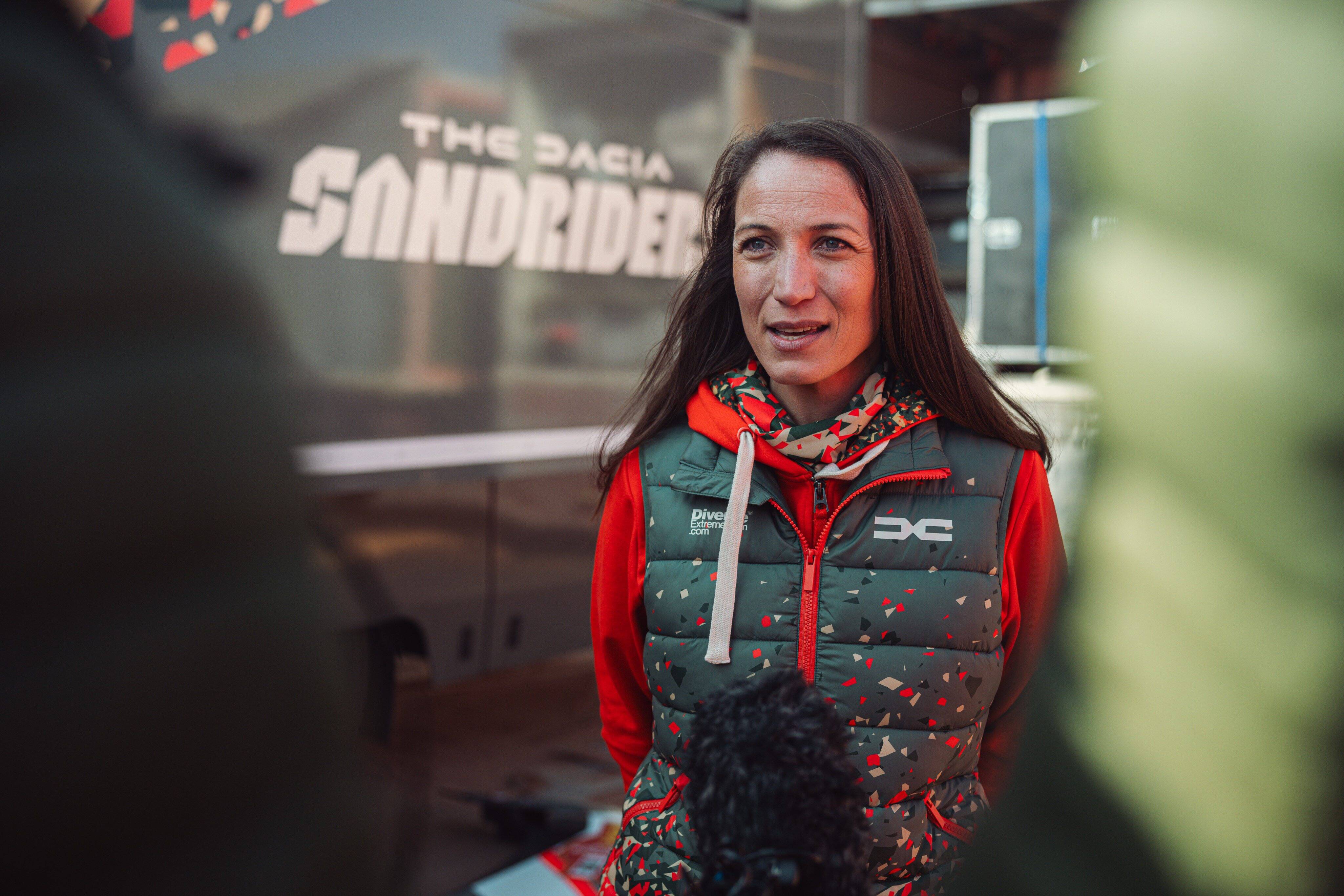 Tiphanie Isnard, du sang rouge et blanc sur le rallye-raid Dakar 2025