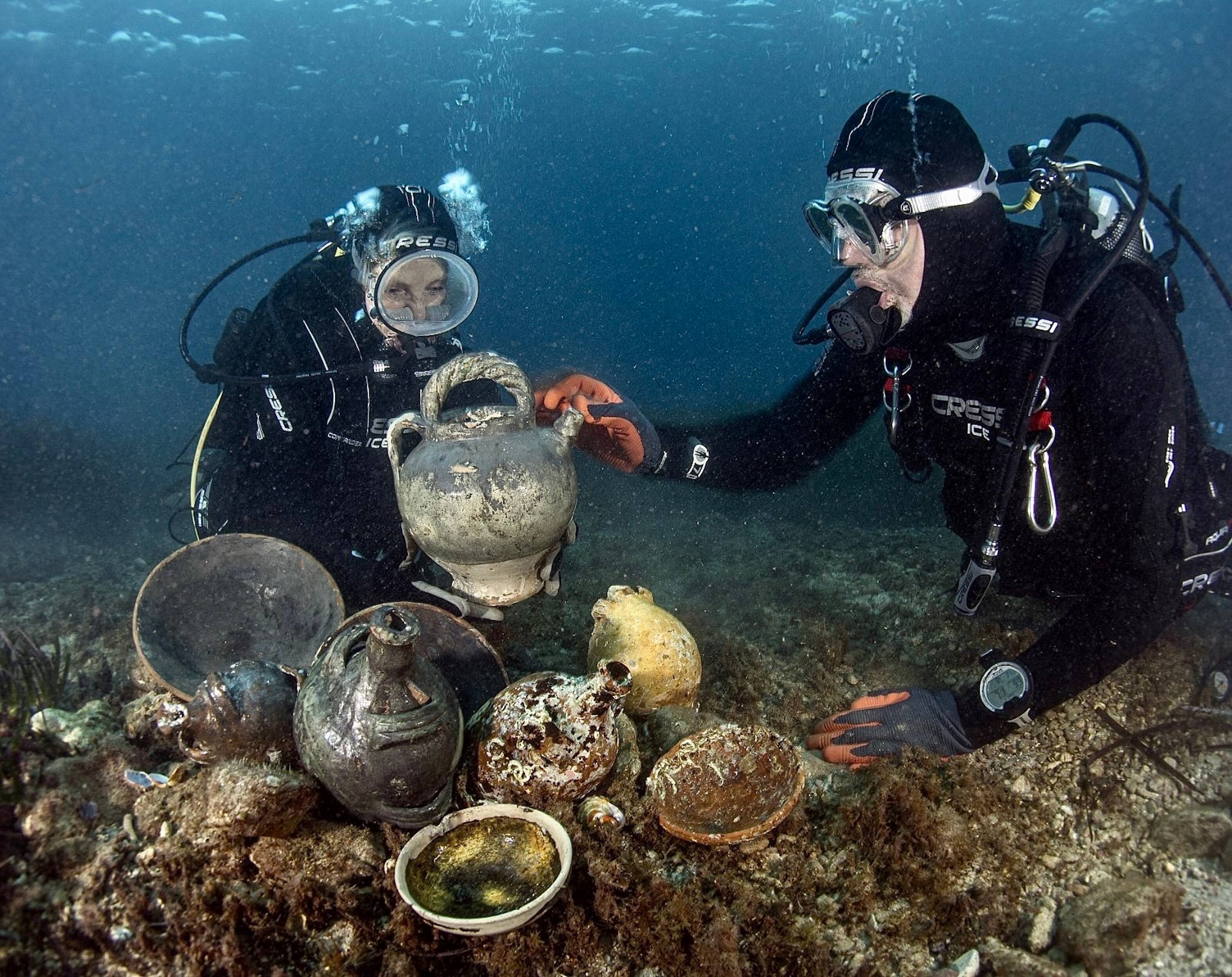 La chasse aux trésors archéologiques continue dans la rade de Villefranche-sur-Mer, de nouveaux vestiges du passés sortis de l'eau