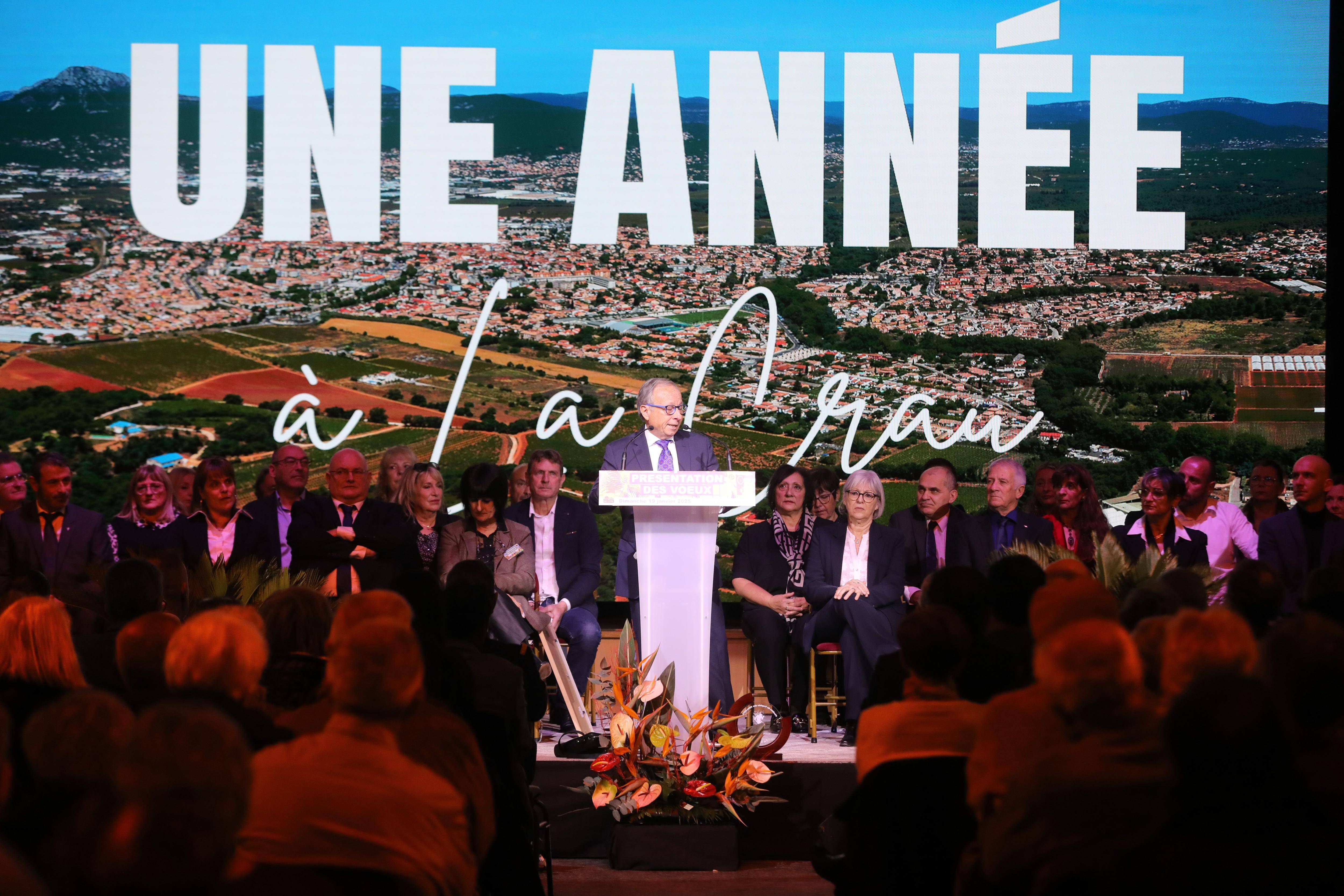 Le maire de La Crau officialise sa candidature pour 2026