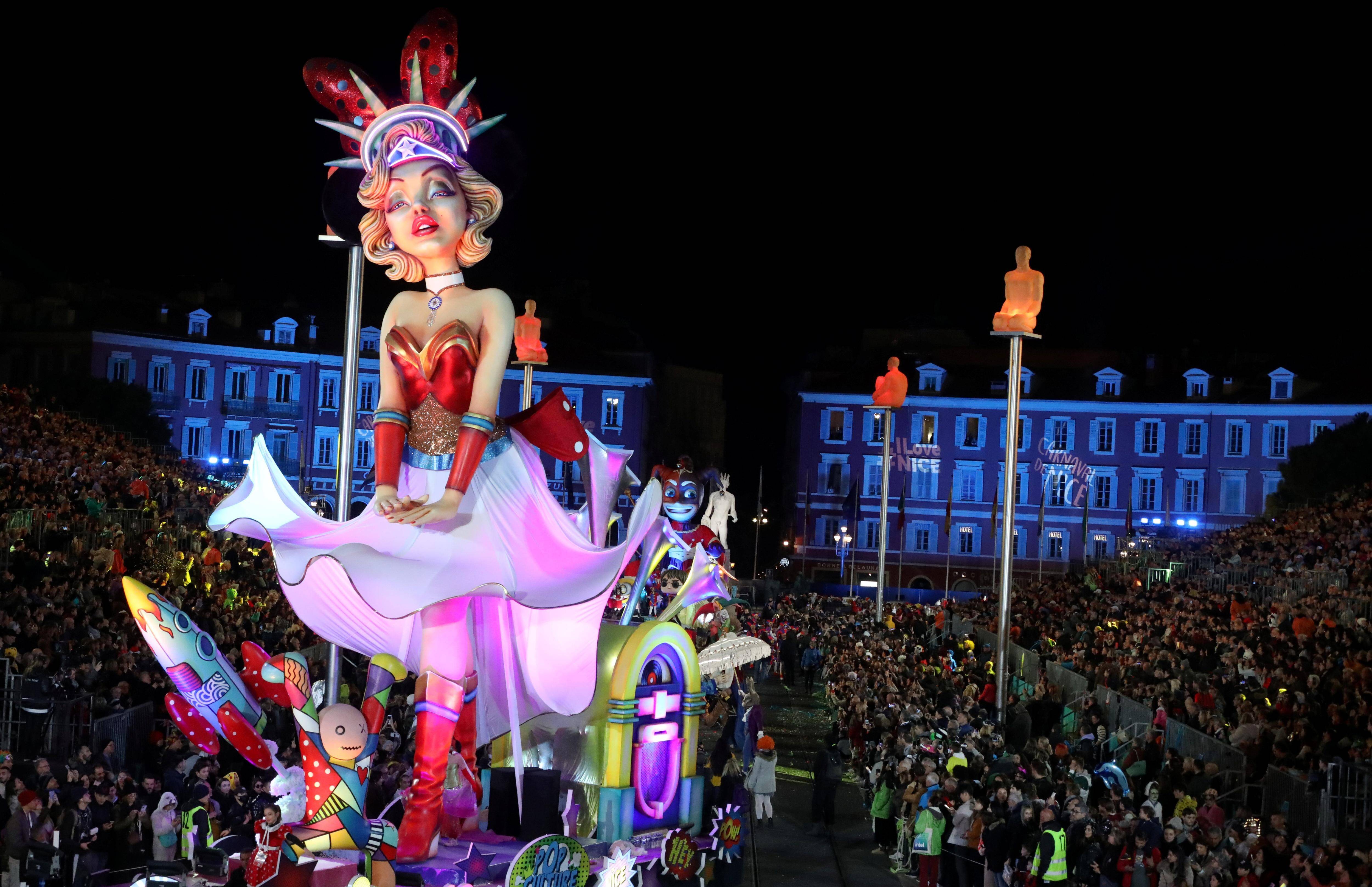 Le carnaval de Nice gratuit et sans palissades? La mairie répond à la pétition lancée par un collectif de gauche... et annonce une nouveauté pour l'édition 2025