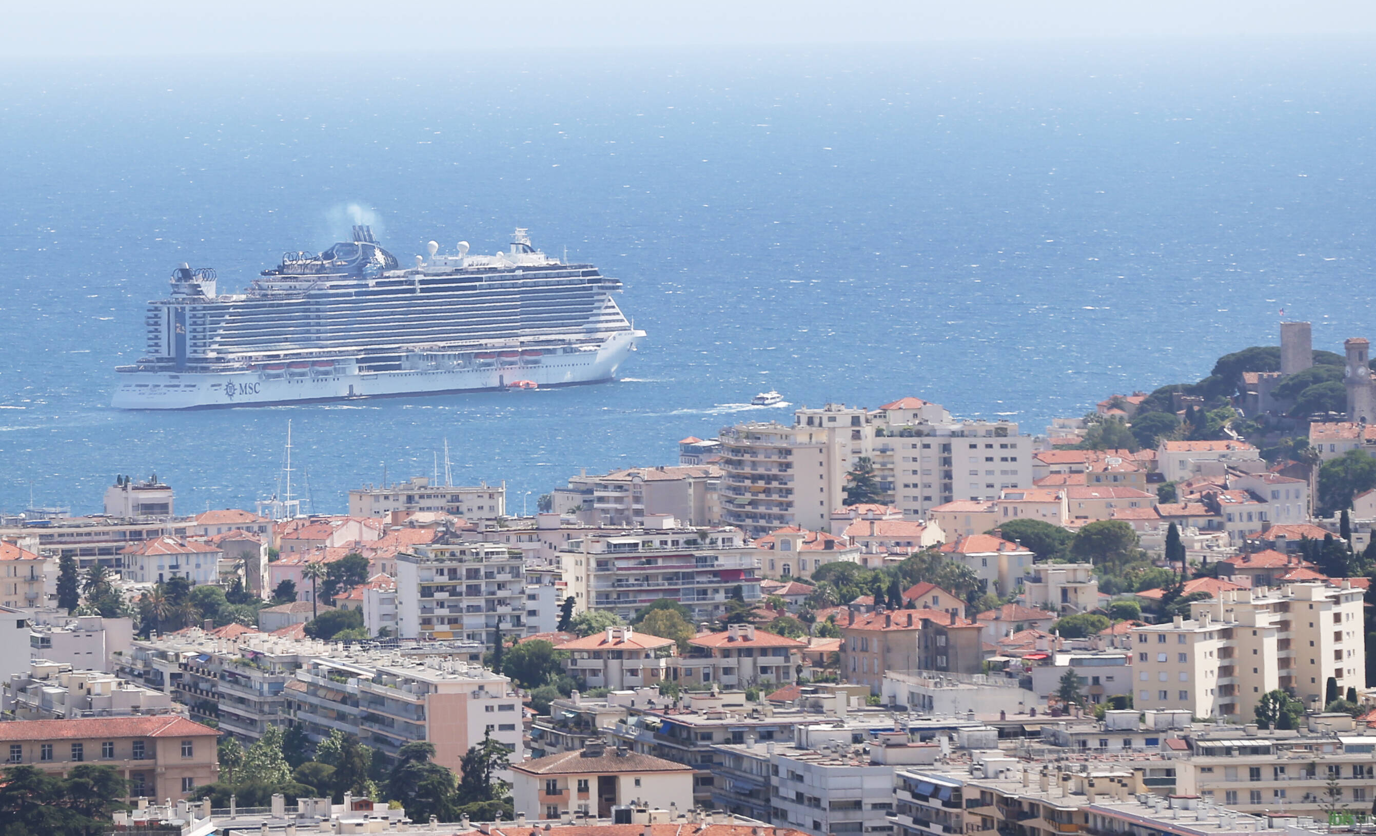 "Les maires doivent pouvoir interdire ou réguler la présence des paquebots": David Lisnard lance un appel au gouvernement pour mieux gérer les bateaux de croisière