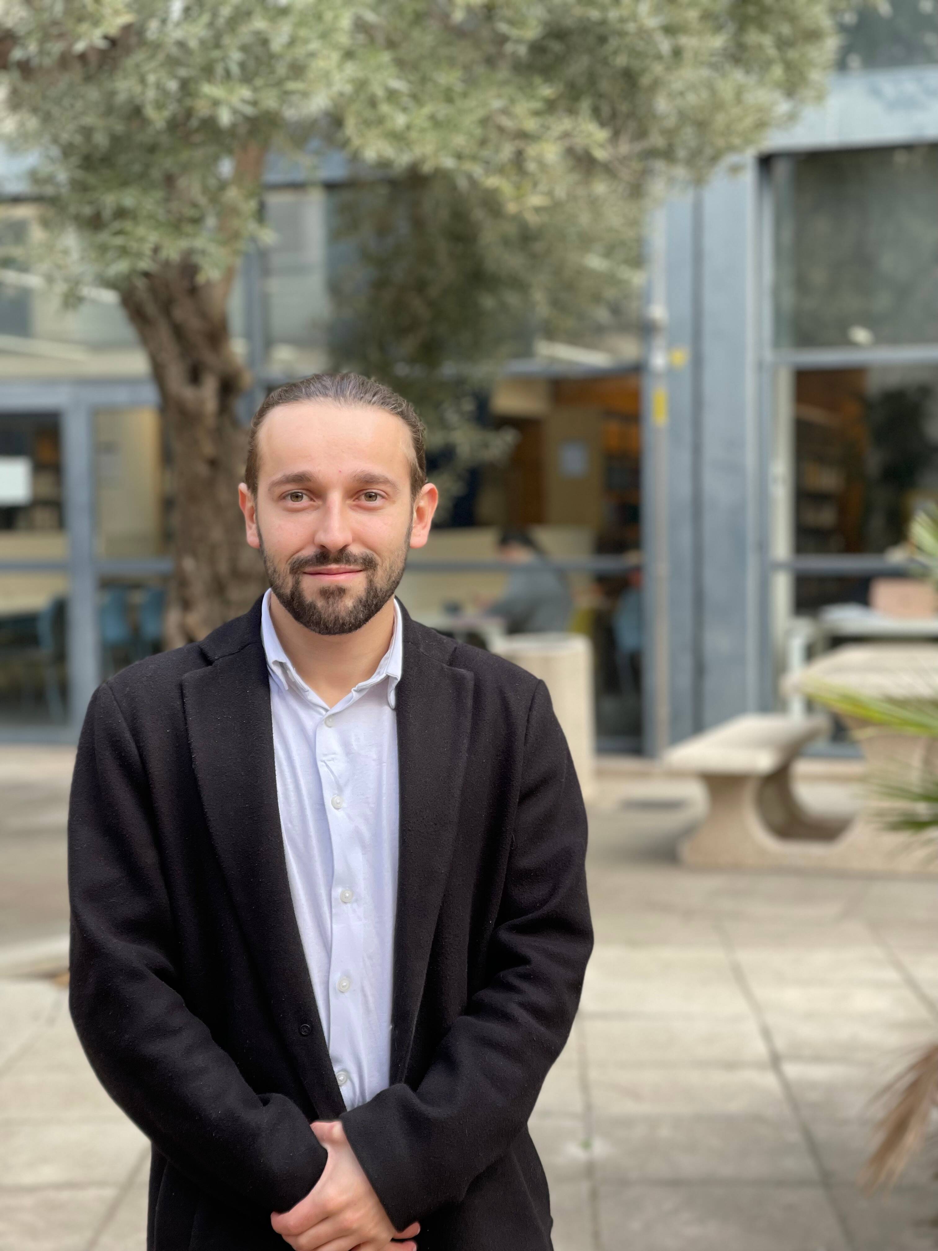 "Étudier et s'épanouir à Toulon c'est possible!", assure le président de la Fédération des étudiants de la ville Benoit Chesta