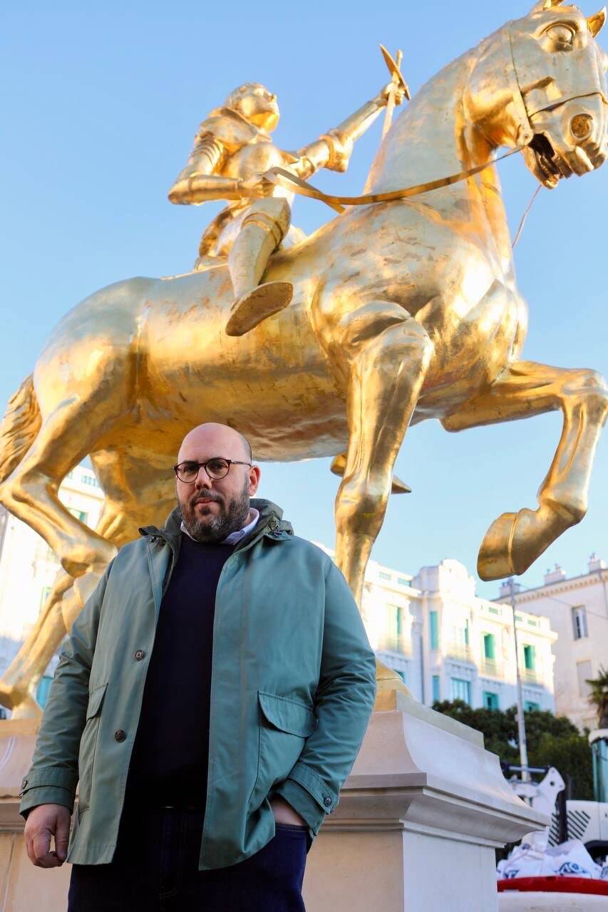 Statue de Jeanne d'Arc déboulonnée par la justice à Nice: l'extrême droite rentre dans la danse et se place aux côtés du maire
