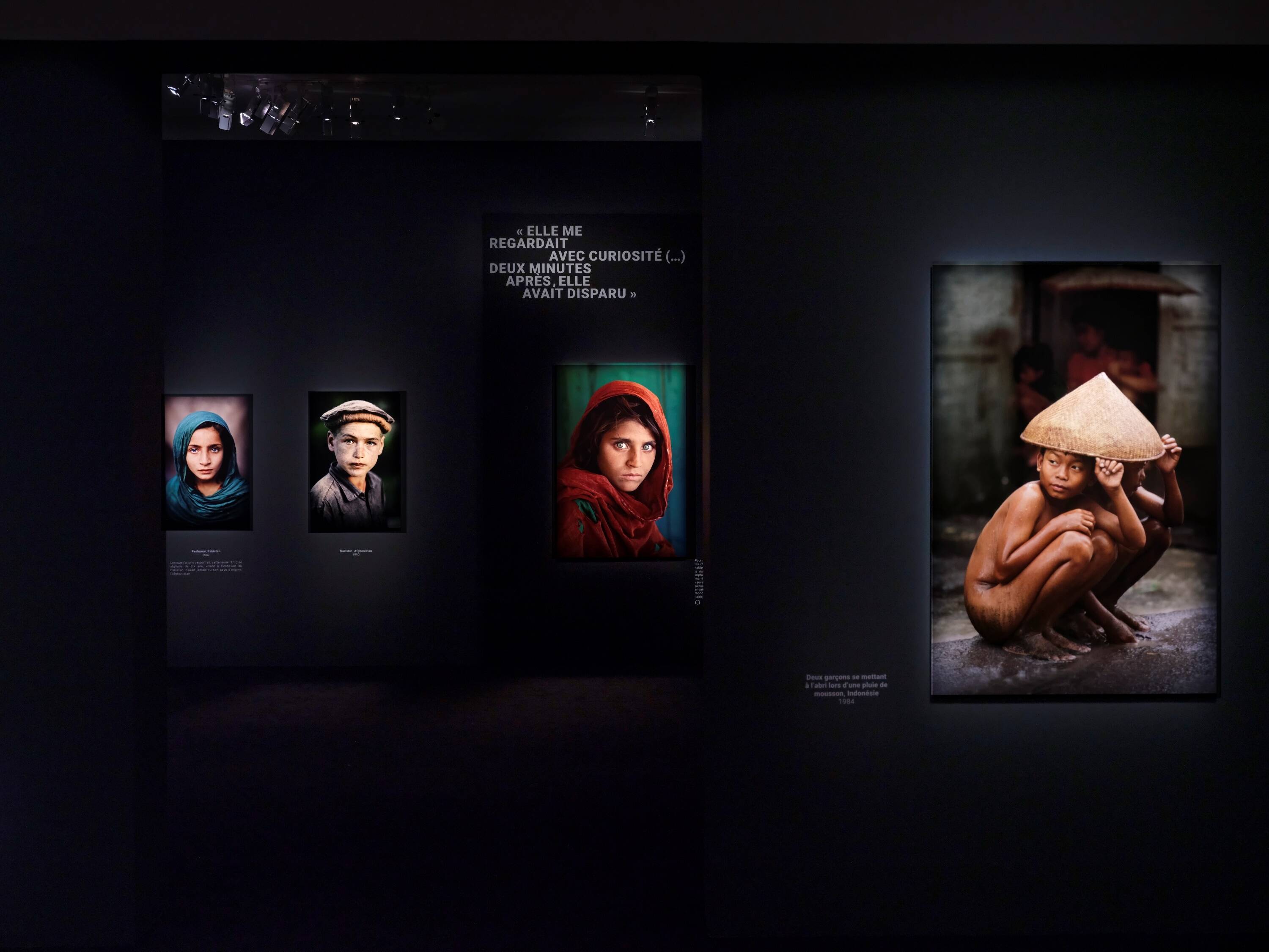 Le grand photographe américain Steve McCurry, connu pour ses portraits, expose à Aix-en-Provence