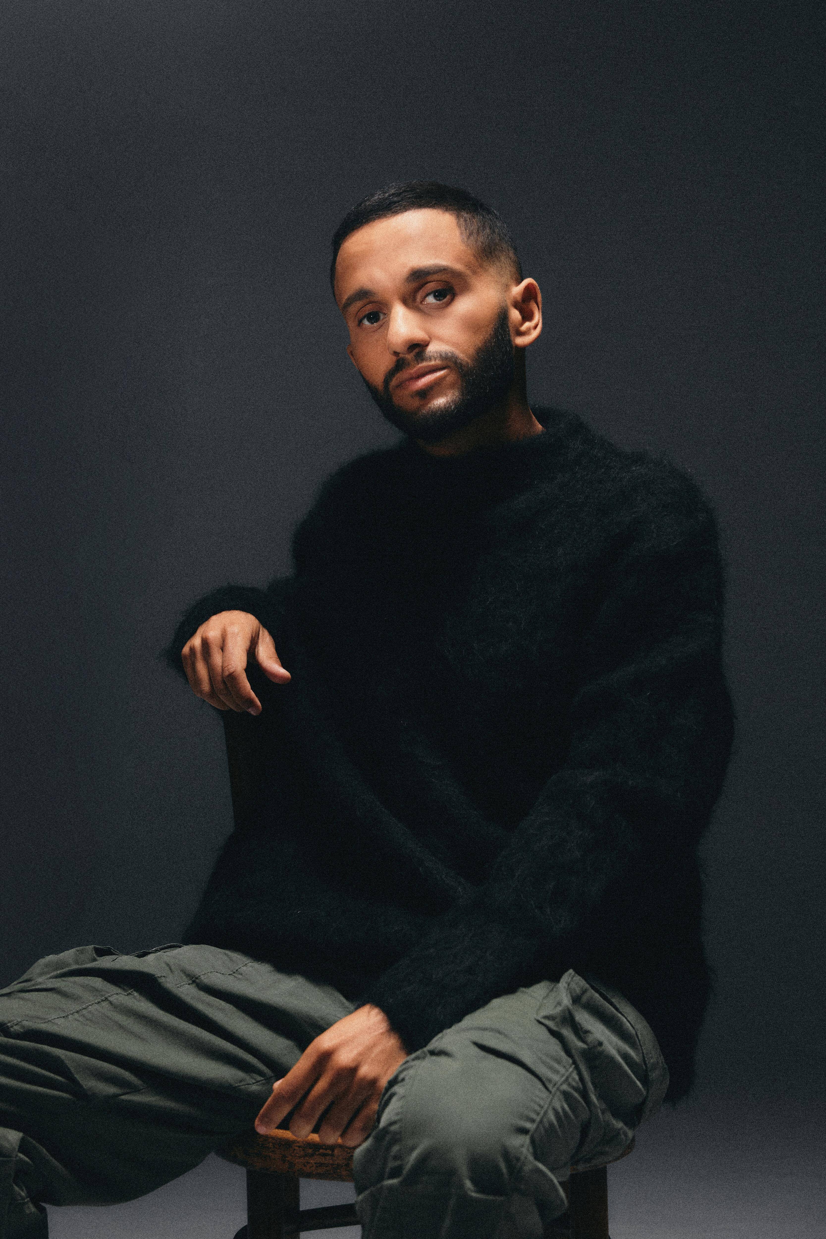 "L'homme que je suis a changé et cela influence forcément l'artiste": l'humoriste Malik Bentalha et son "Nouveau monde" sur scène à Nice