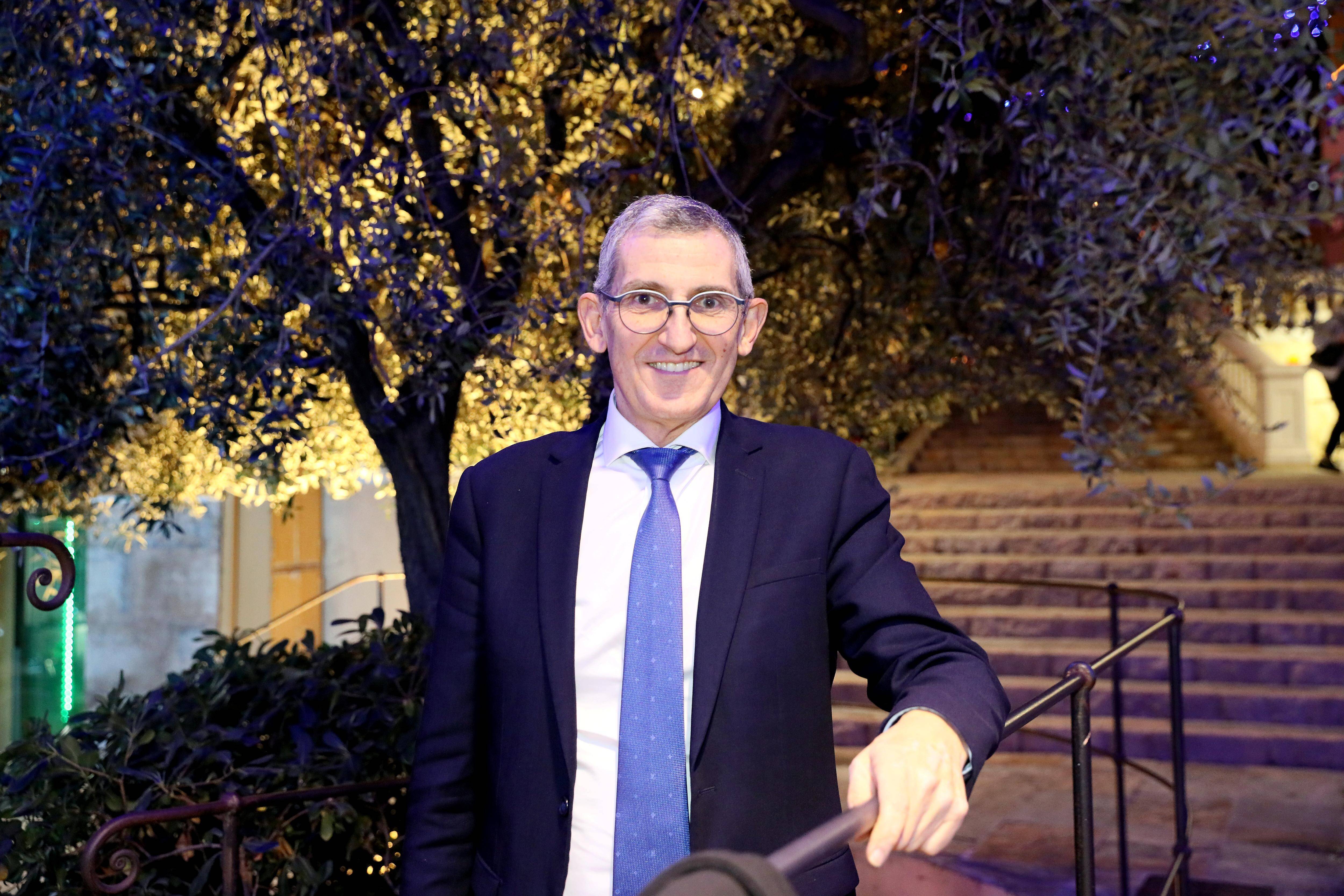 Jean-Marc Délia au Sénat: les Vallerois "fiers" de leur maire