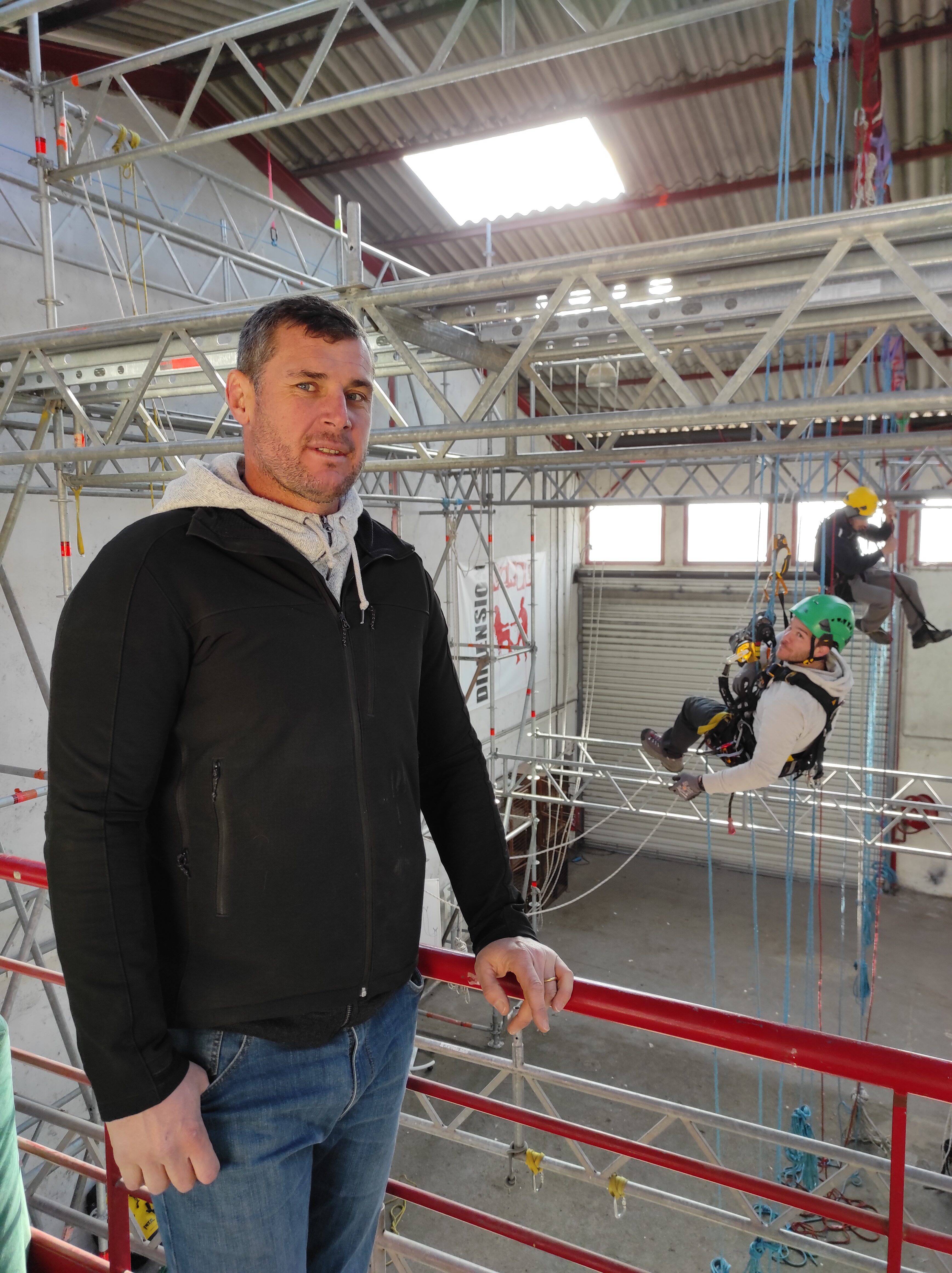 "C'était urgent de les former localement": cet ancien joueur de rugby niçois ouvre le premier centre de formation pour cordistes dans les Alpes-Maritimes