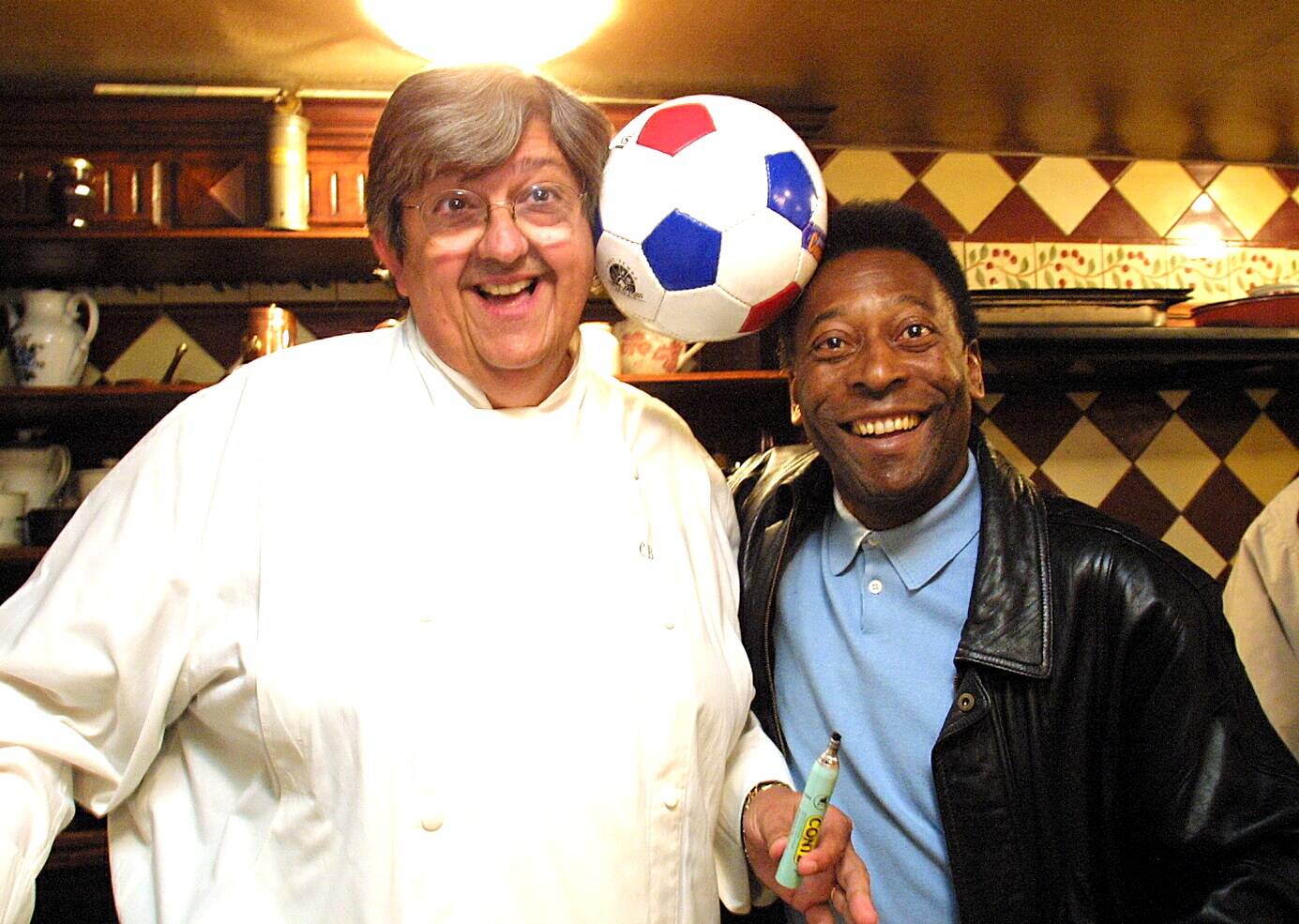 Clooney, Pelé, Patrice Laffont... Ces stars qui ont mangé "Chez Bruno", l'adresse gastronomique incontournable à Lorgues