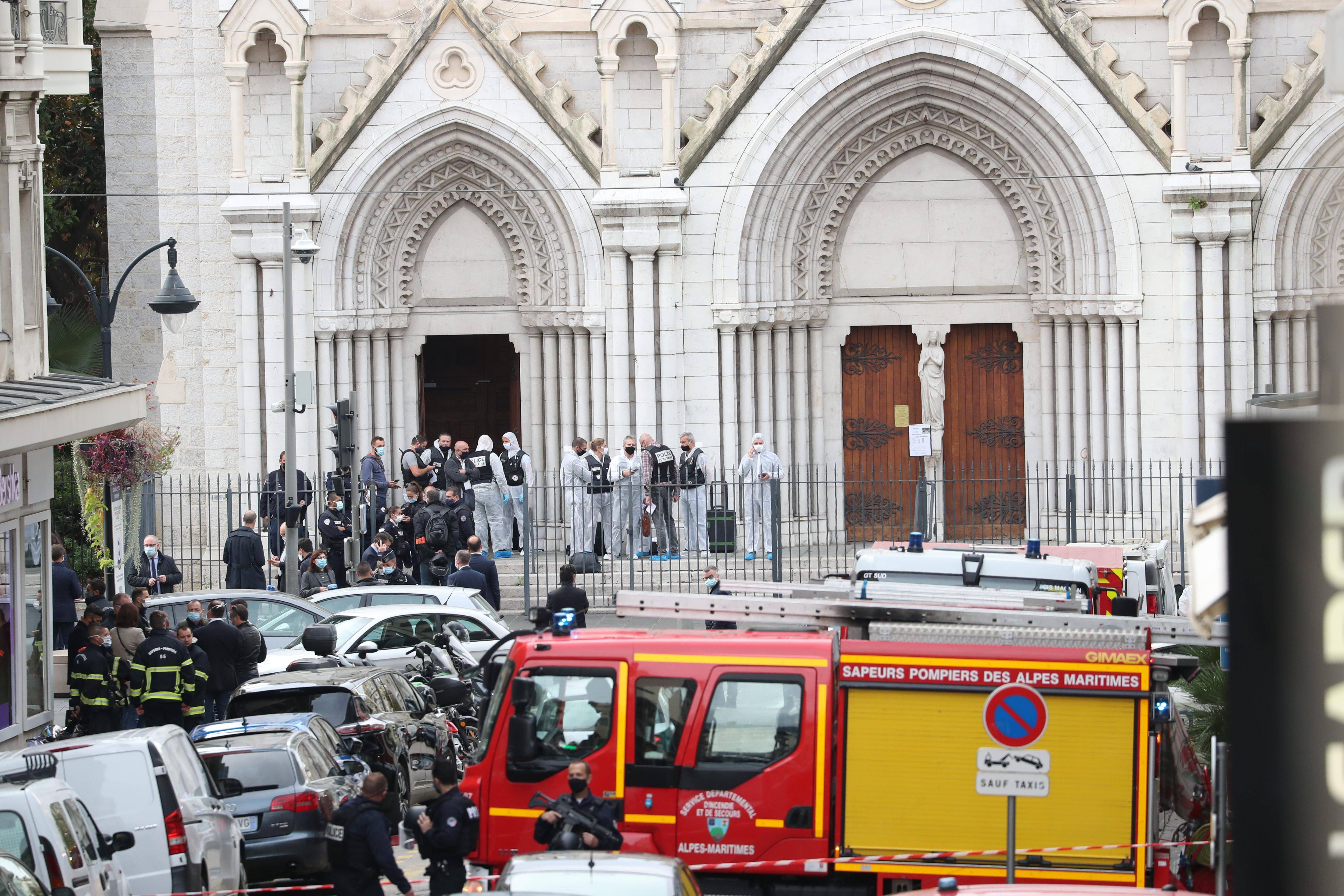 Attentat de Notre-Dame à Nice: Brahim Aouissaoui, un détenu compliqué, paranoïaque, mais soutenu par sa famille, selon l'enquête de personnalité fournie à la cour