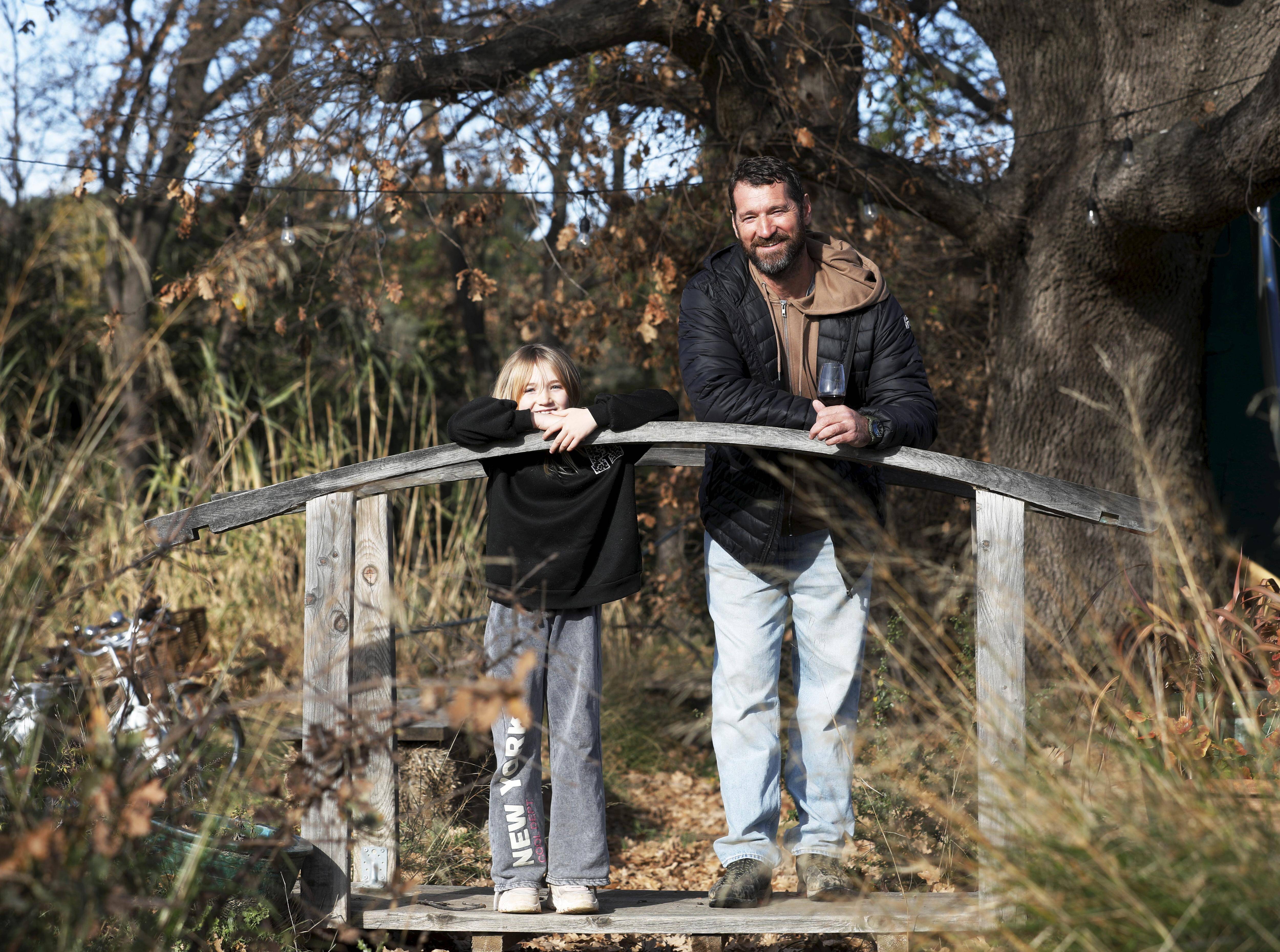 Un ancien prof d'EPS crée son domaine en reprenant des vignes familiales dans le Var... et signe son 4e millésime