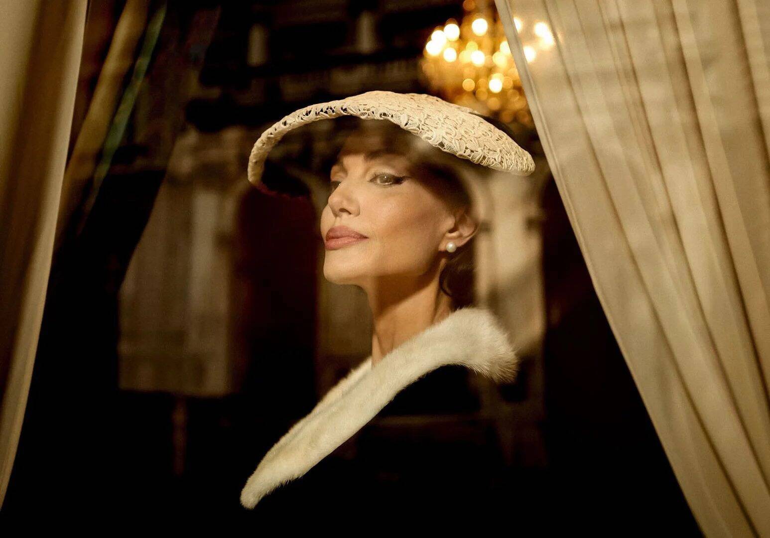 Angelina Jolie éblouissante en Maria Callas dans la nouvelle oeuvre du maître du biopic Pablo Larraín