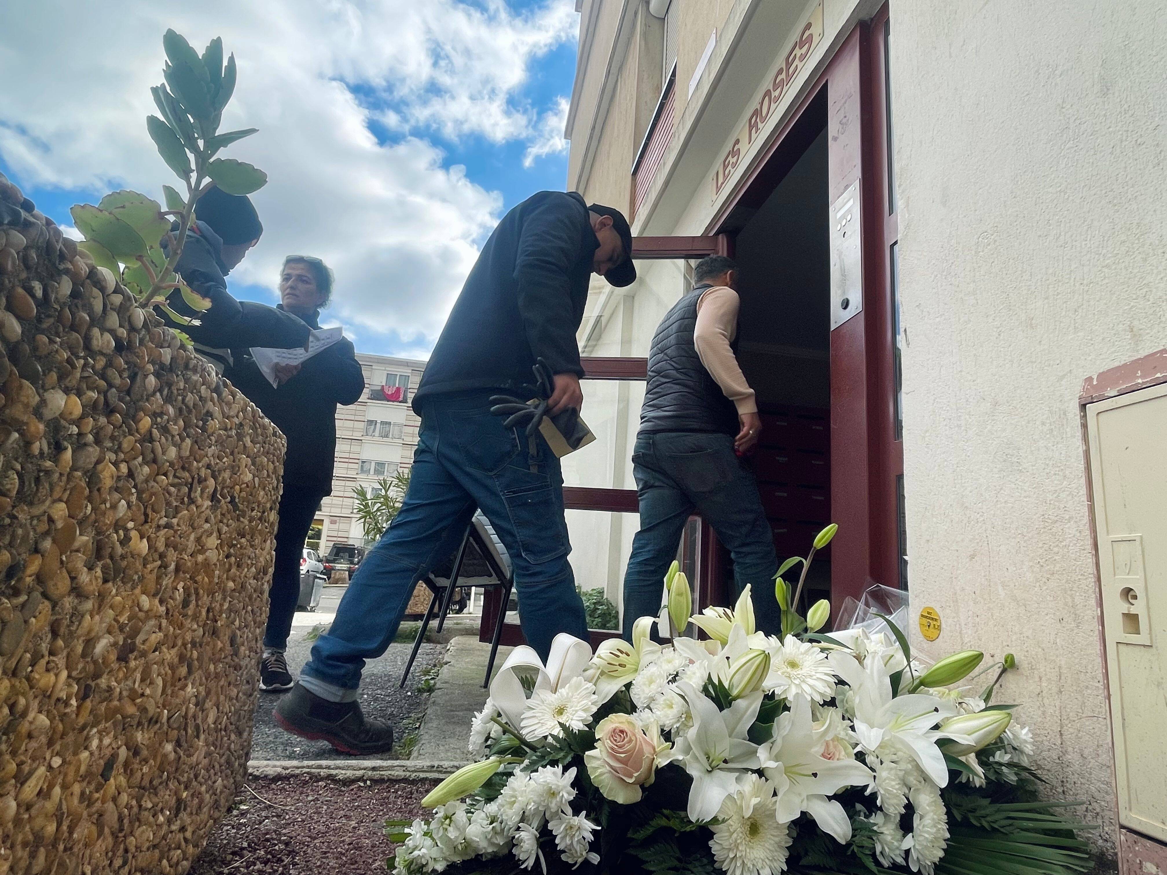 "Le père se battait pour ouvrir la porte...": à Nice, l'effroi et les questions après la mort de Keylissa, 3 ans