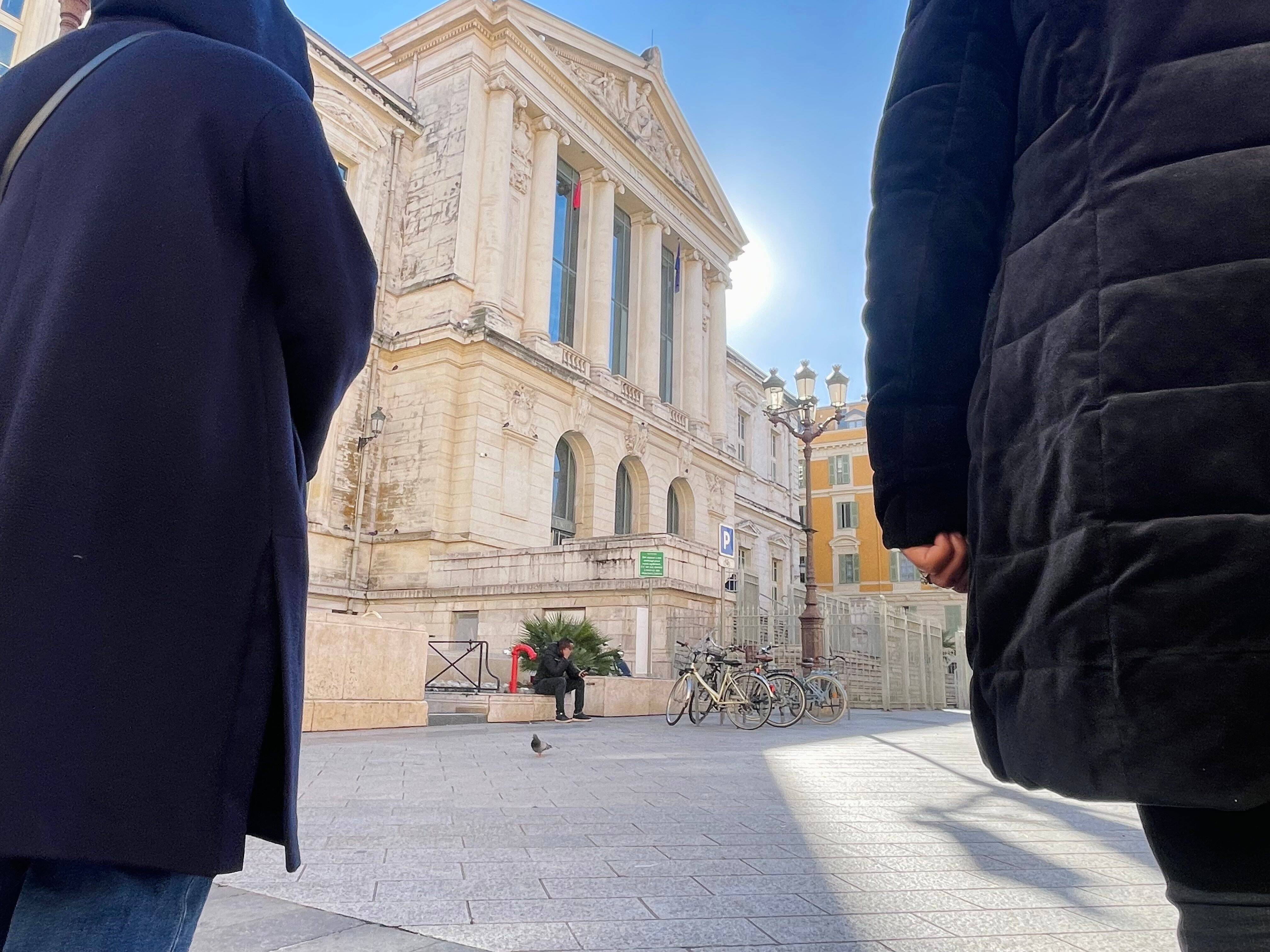 "C'est la première fois de ma vie que je me retrouve à découvert": faute d'être payés, des experts judiciaires de la Côte basculent dans le rouge