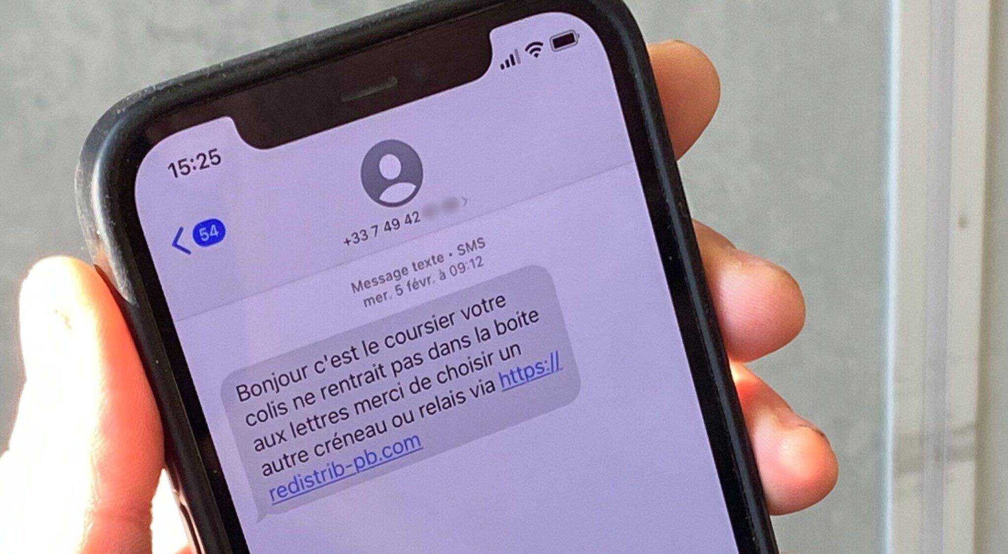 Arnaque au SMS de livraison de colis: les policiers d'Hyères mettent la main sur un faux coursier