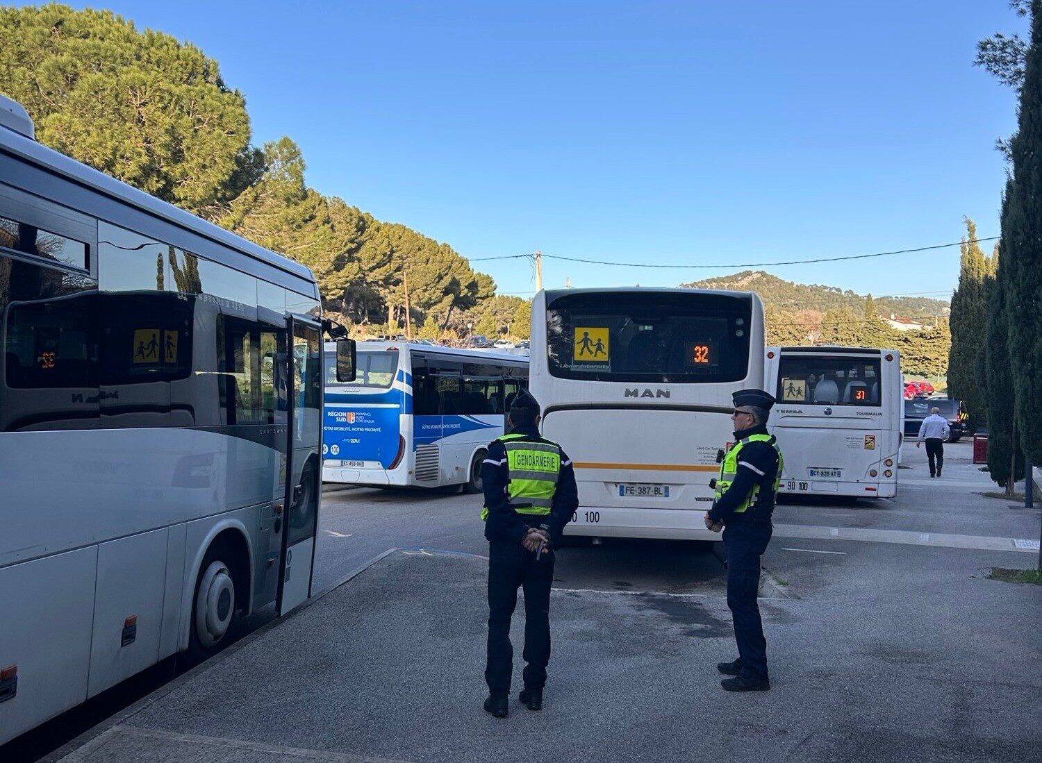 Un chauffeur de bus scolaire condamné pour conduite sous stupéfiants à Pierrefeu