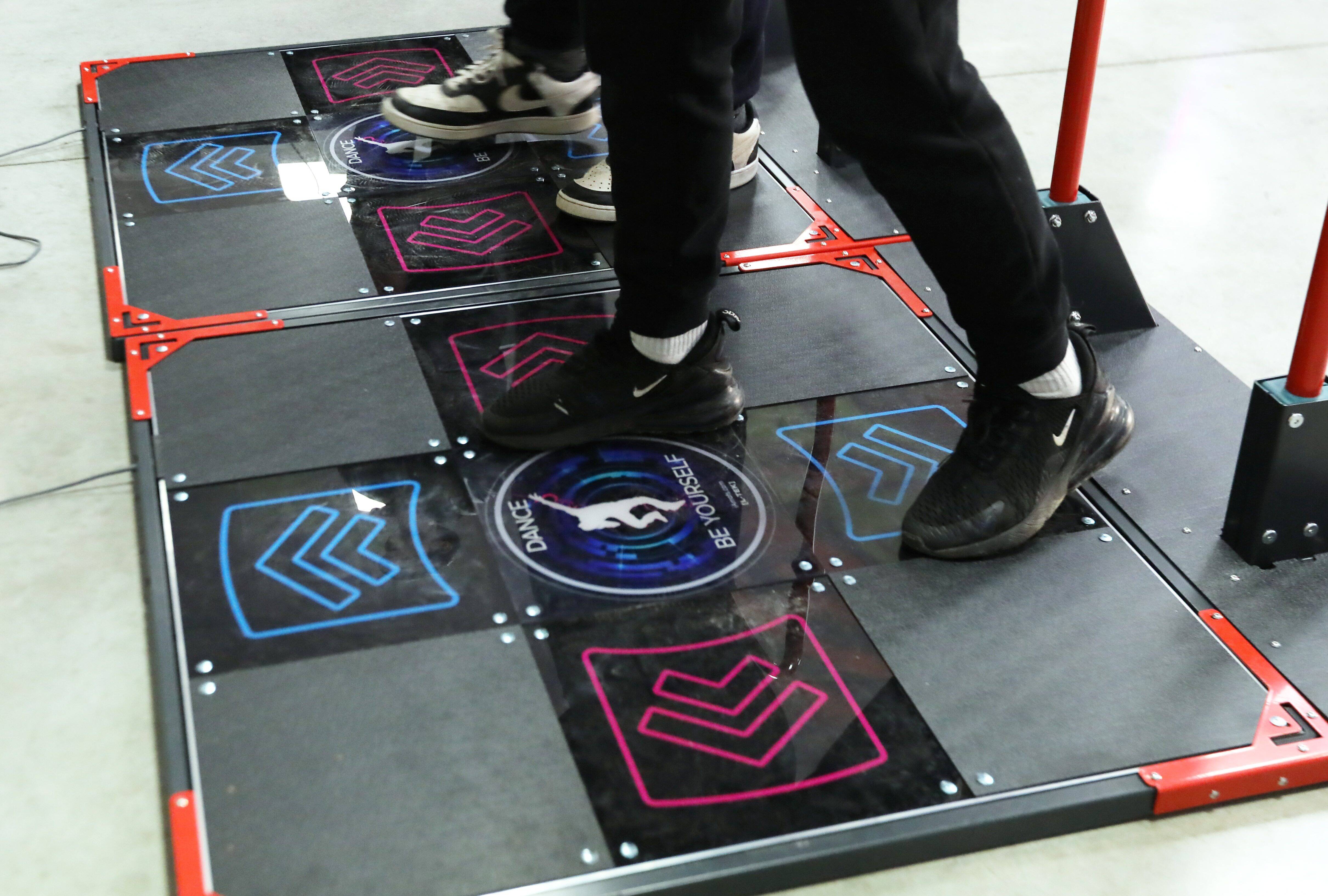 Gamers et cosplayers à vos manettes et costumes au Luc pour le Geekfest