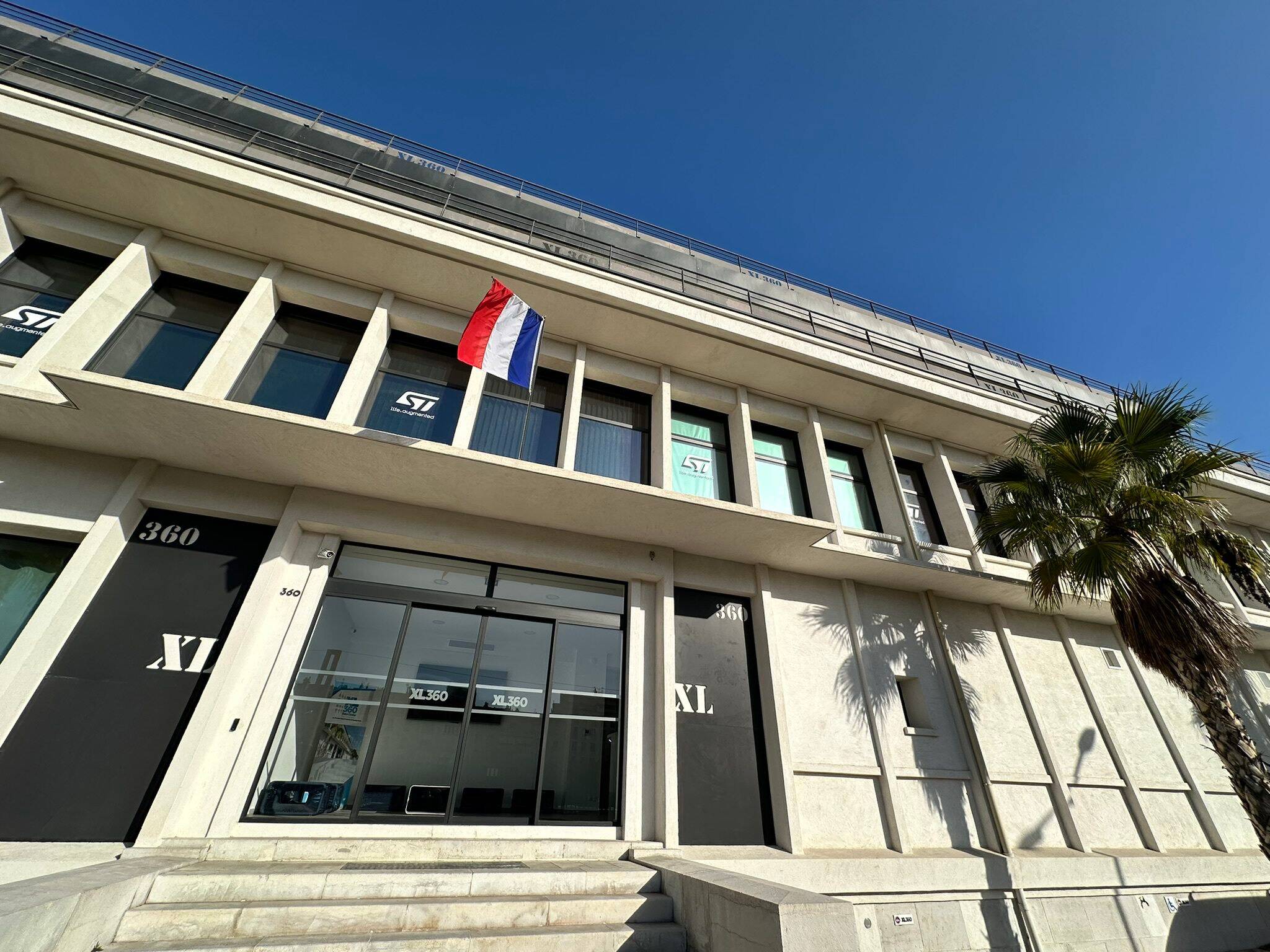 Implanté dans un ancien bâtiment militaire à Toulon, ce data center unique dans le Var vient d'agrandir sa surface