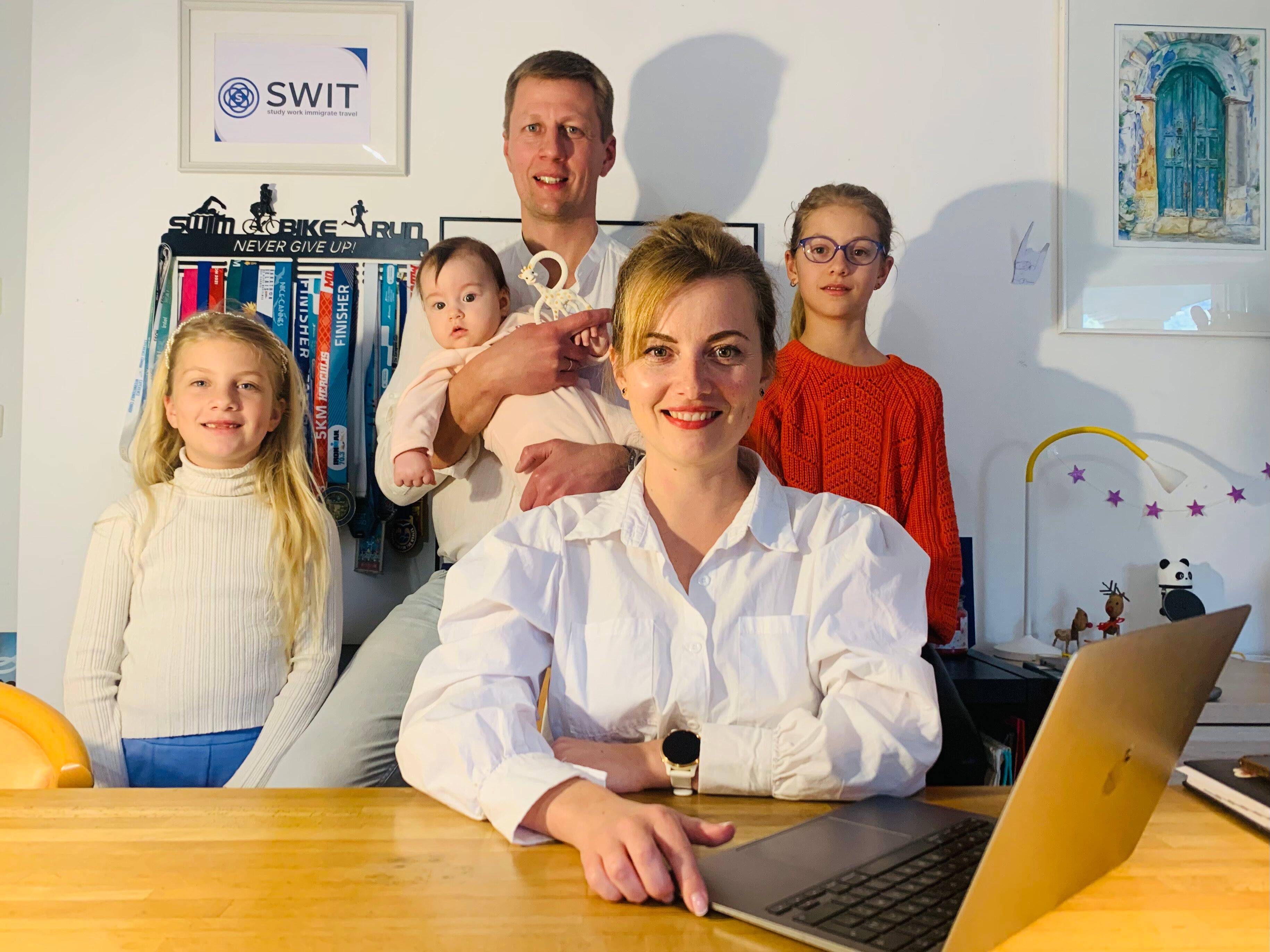 "Sans français, pas de travail!": Mariia et sa famille ukrainienne s'intègrent dans le Var en aidant les autres à le faire