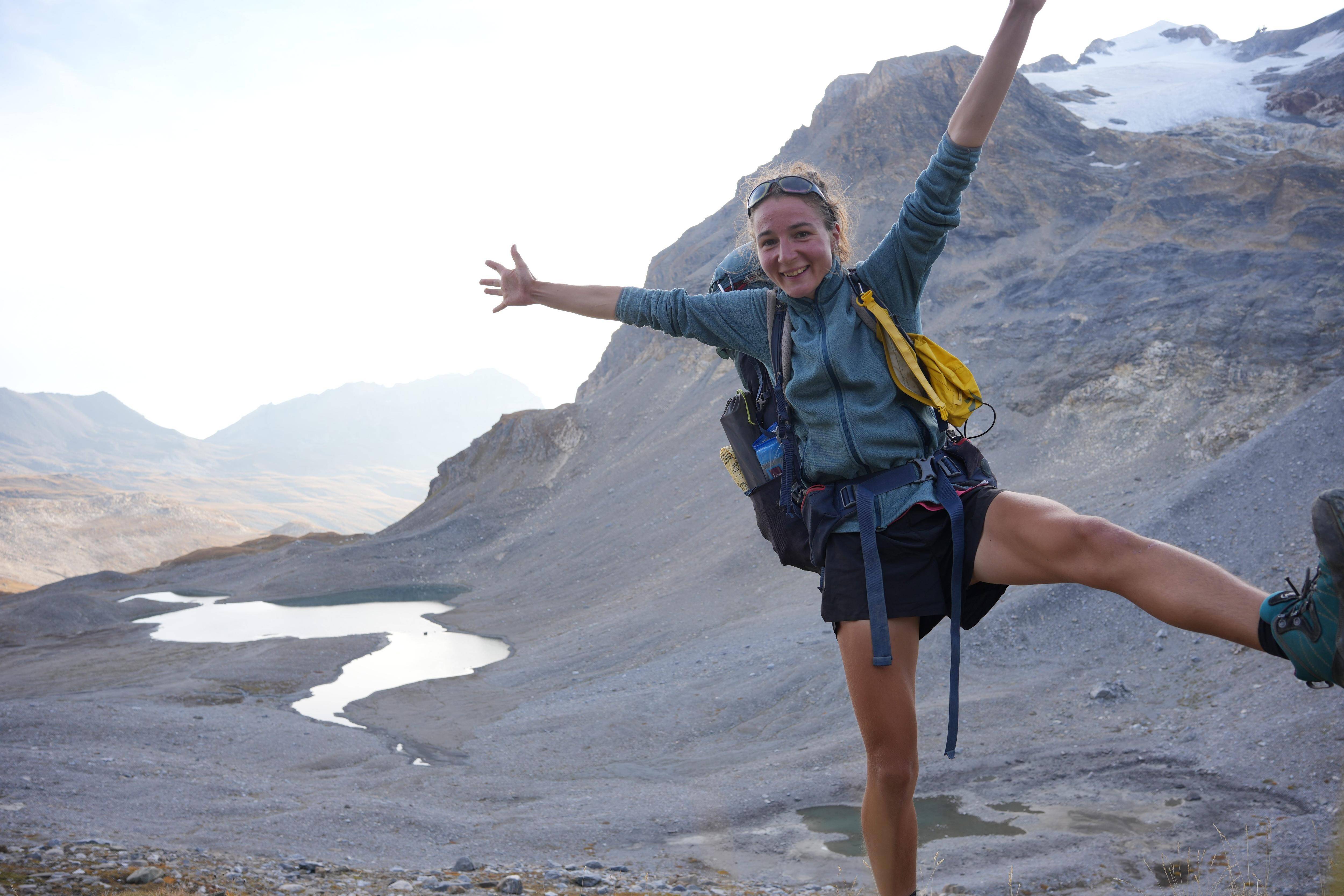 De la Slovénie à Monaco, elle lance un film pour dresser le portrait des pionnières de la montagne rencontrées sur son chemin
