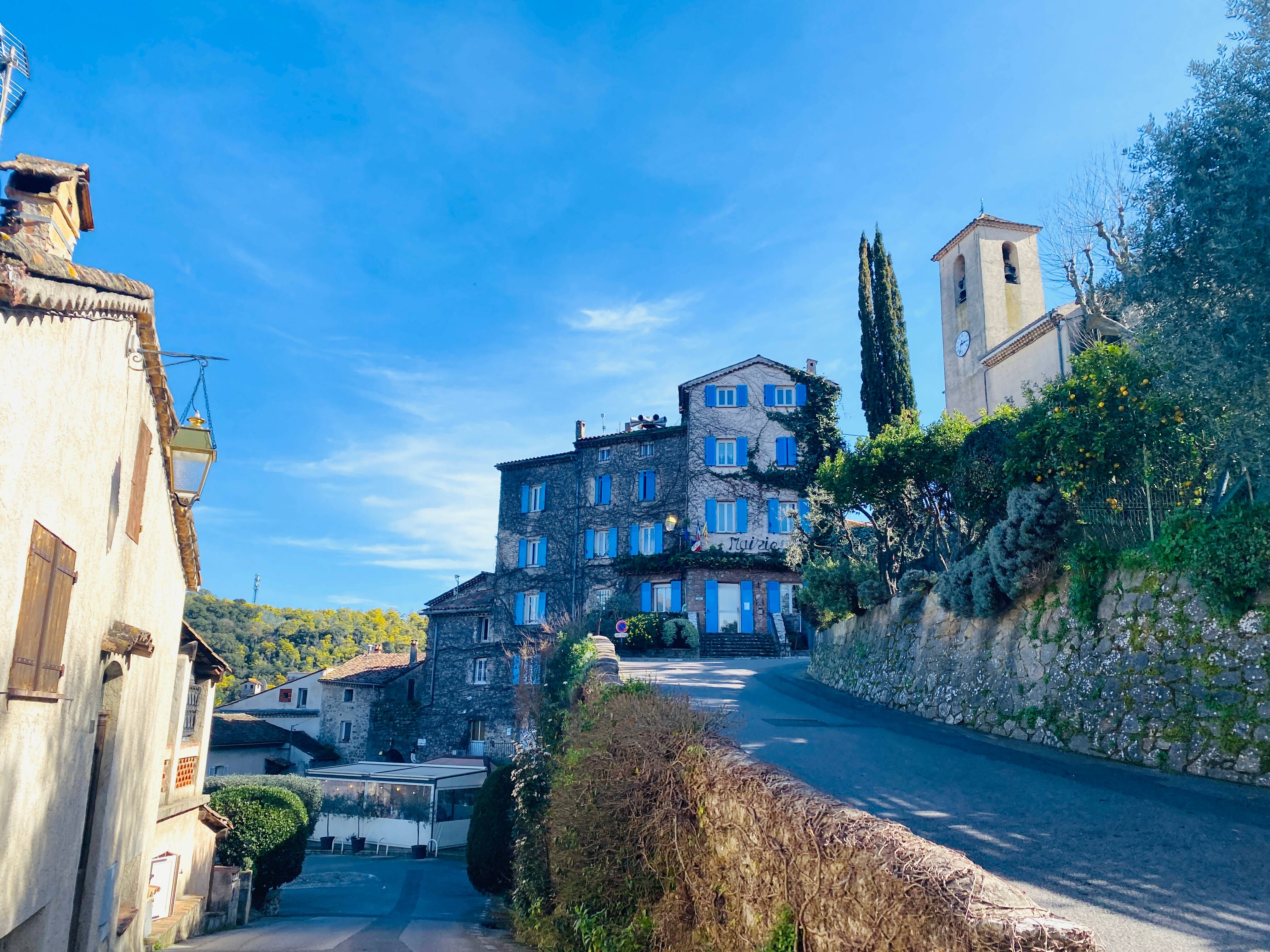 Au lendemain de la condamnation de la maire, Michèle Paganin, les avis sont partagés à Auribeau-sur-Siagne