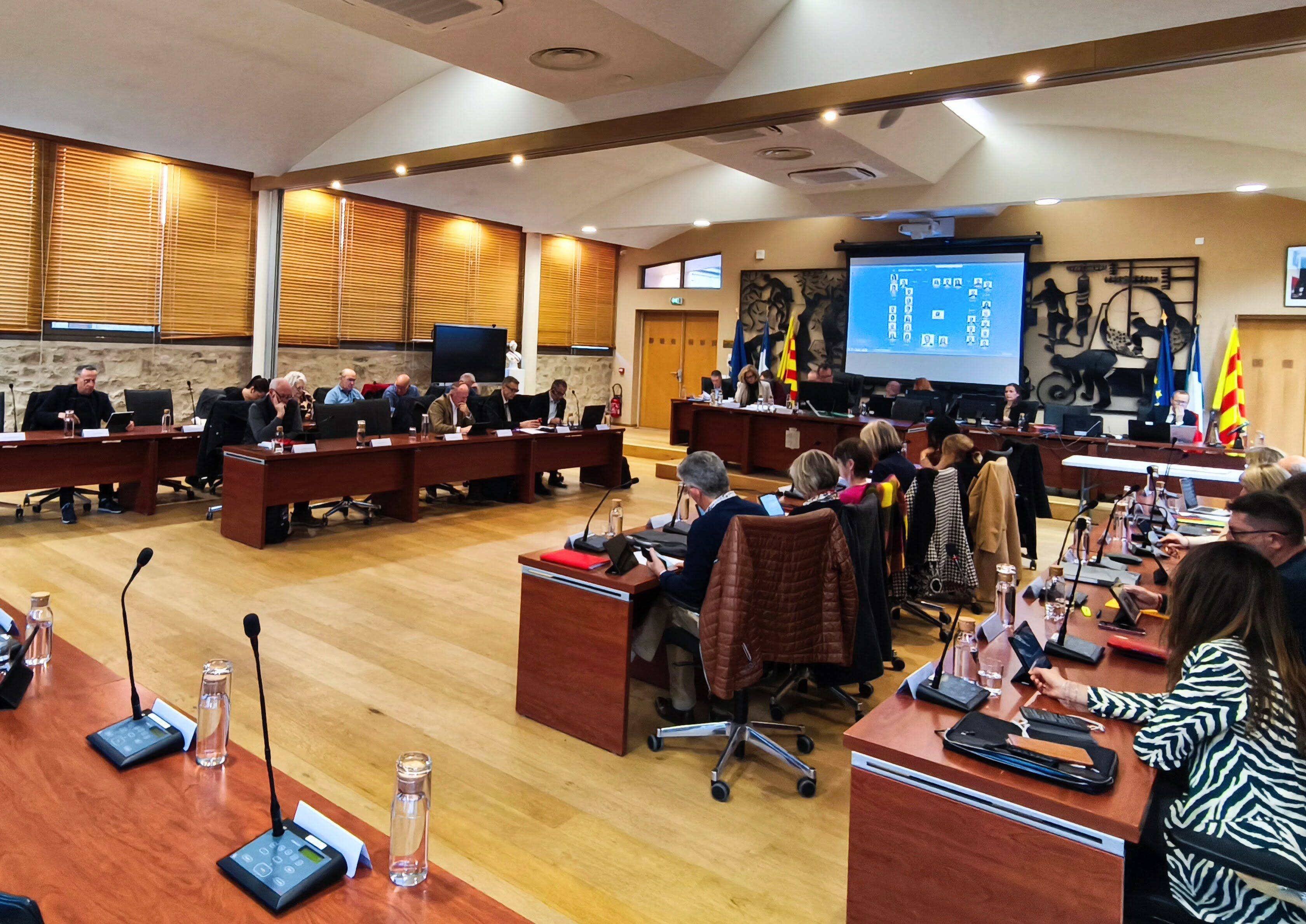 Comment Draguignan a échappé au pire et maintenu le cap pour son budget annuel 2025?