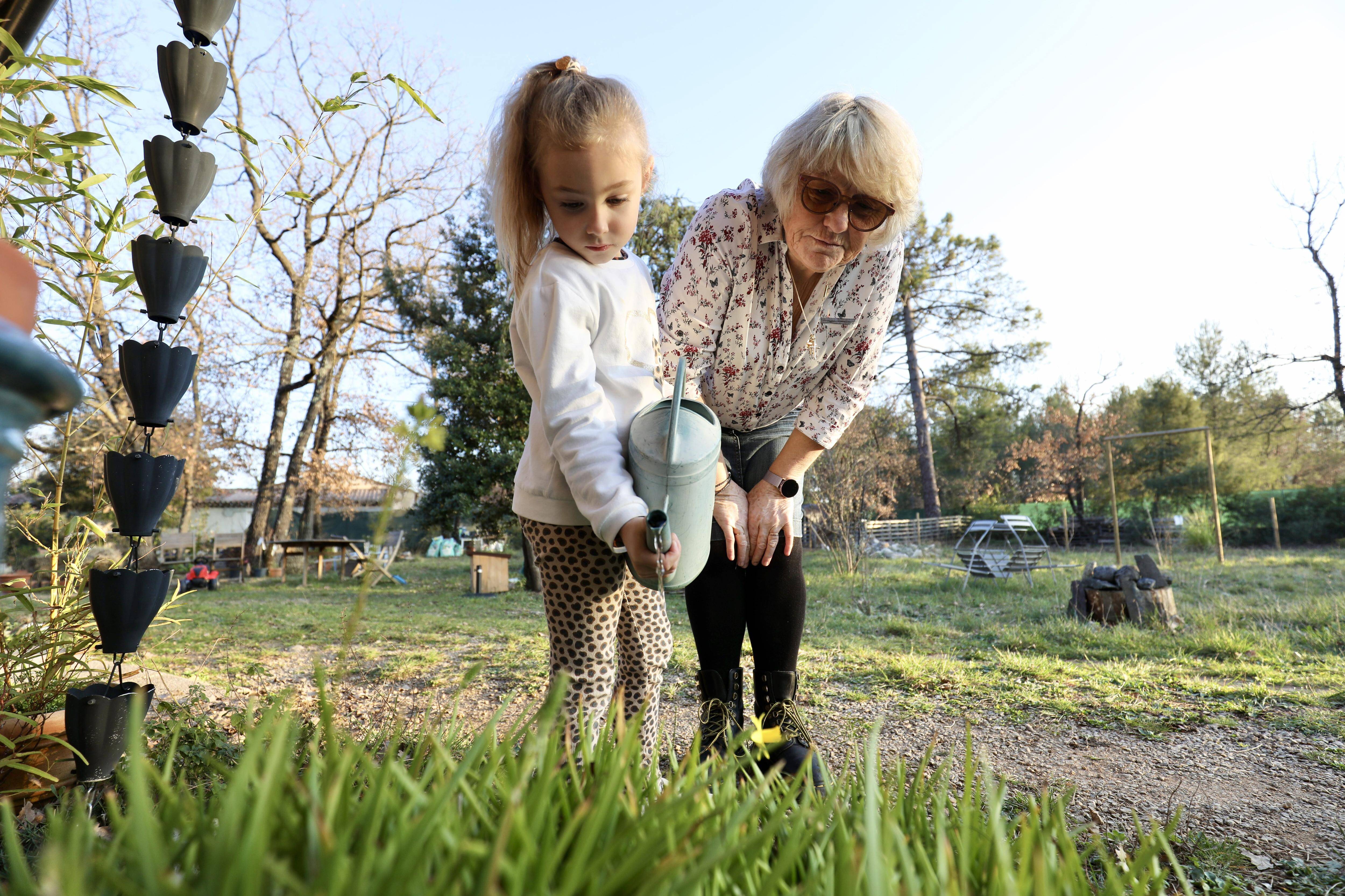C'est la fête des grands-mères: comment les "mamies" du 21e siècle s'éloignent des clichés