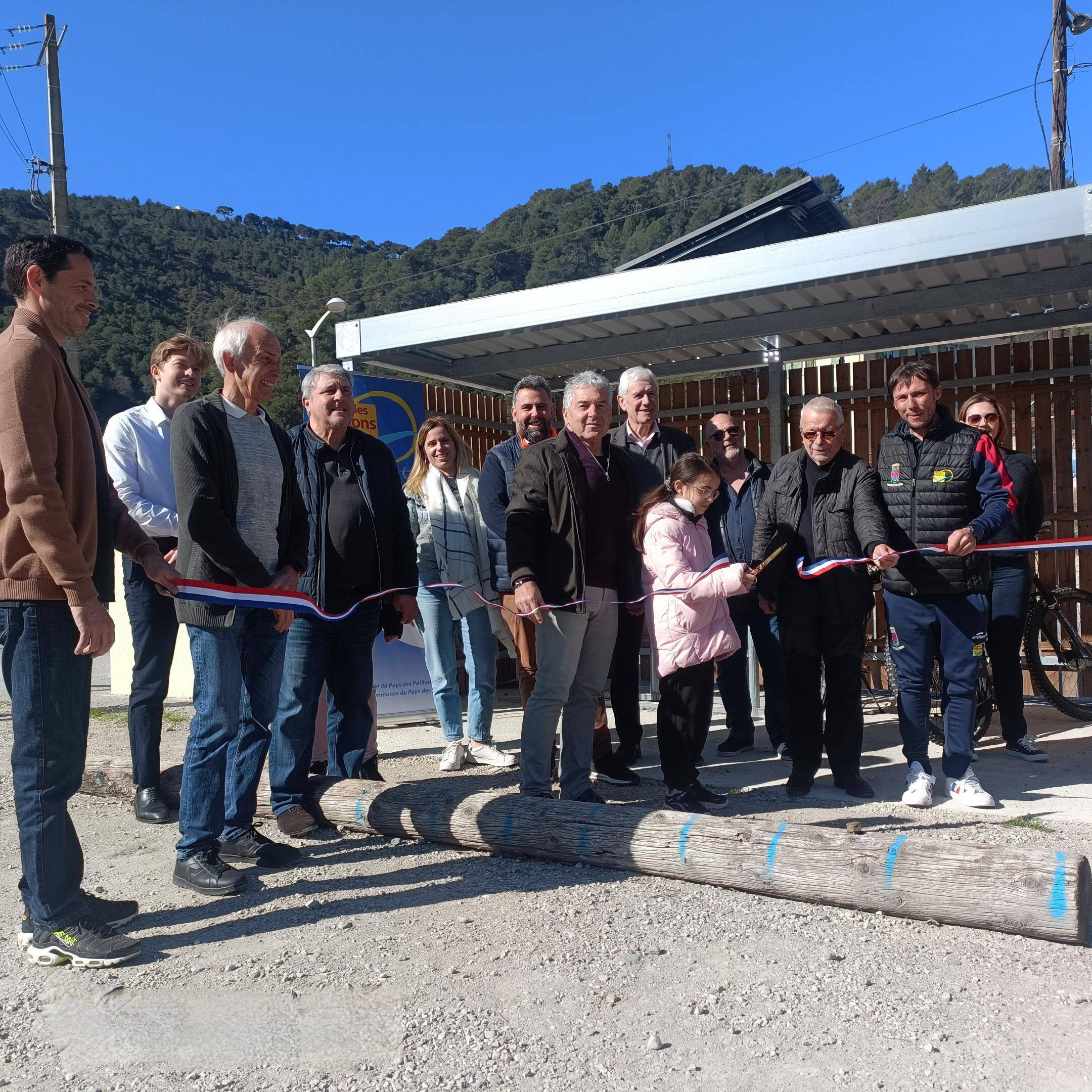 De nouvelles installations pour les vélos et les véhicules électriques à Cantaron