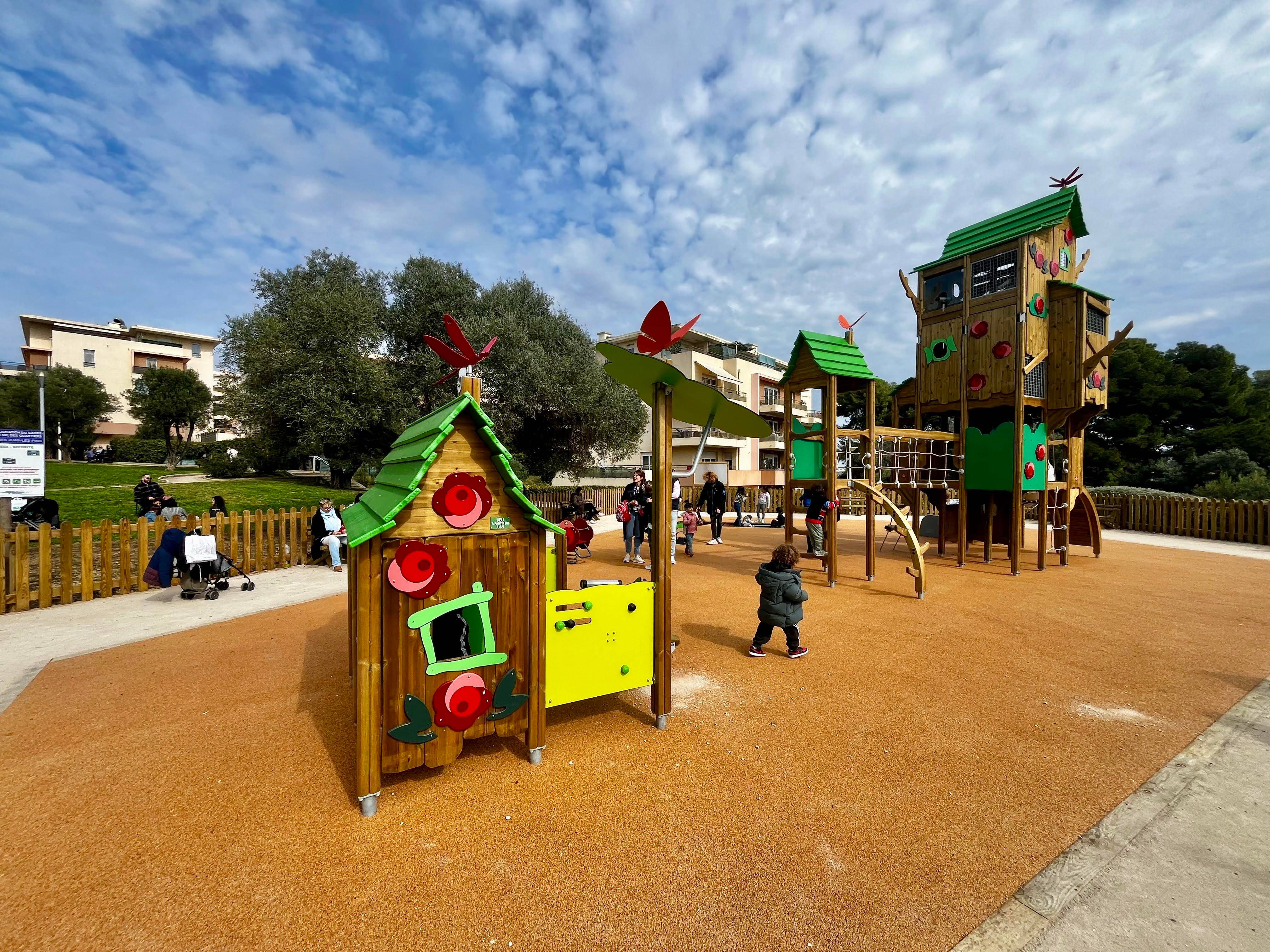 "Ça manquait beaucoup": enfin une aire de jeux dans ce grand parc au nord d'Antibes