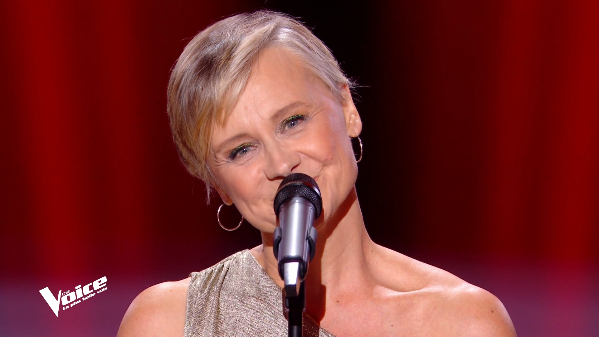 10 ans après avoir tenté "The Voice", cette Azuréenne atteint cette fois l'étape des auditions à l'aveugle