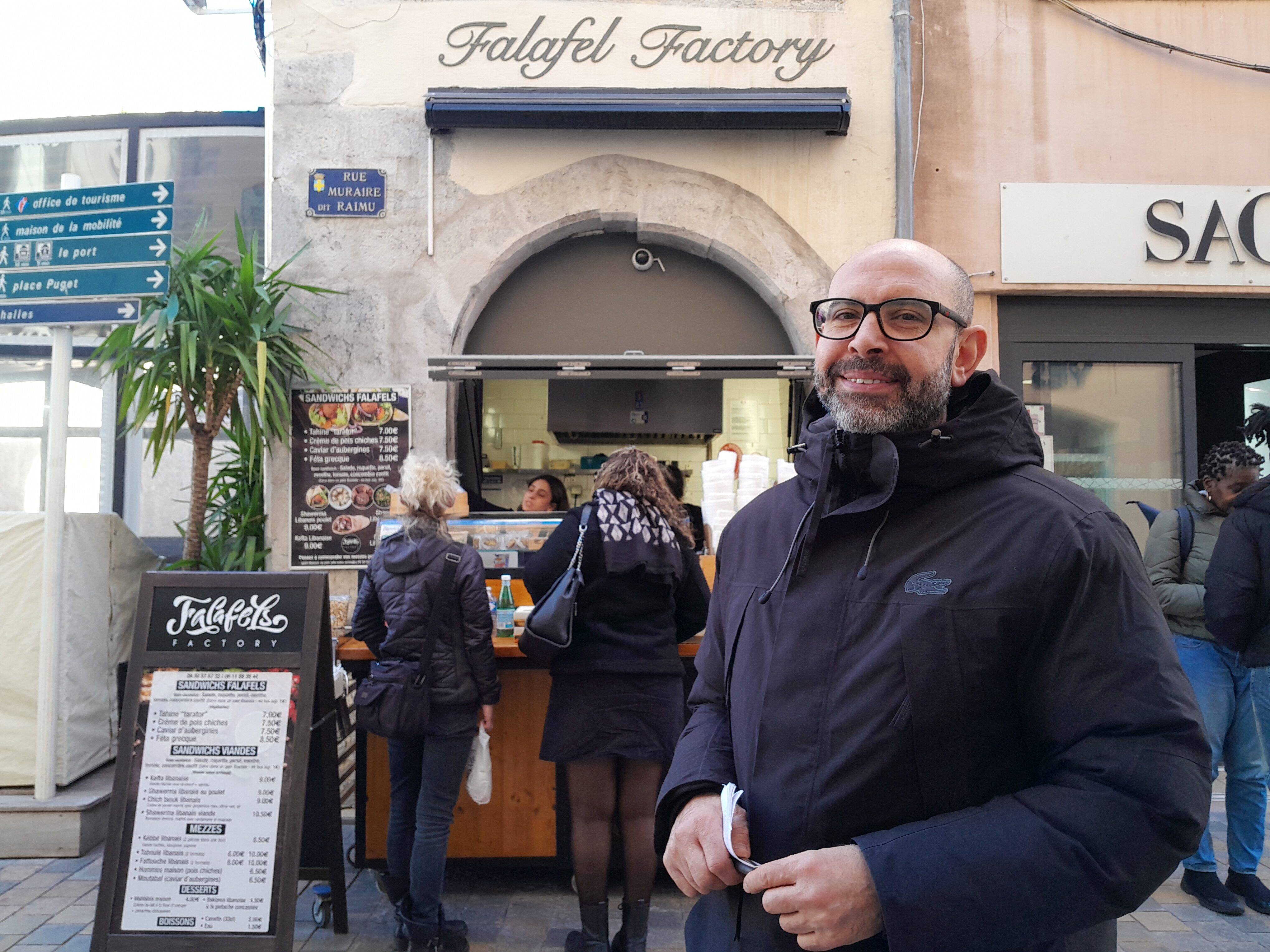Les saveurs du monde se propagent en centre-ville à Toulon, voici deux adresses street food qui cartonnent