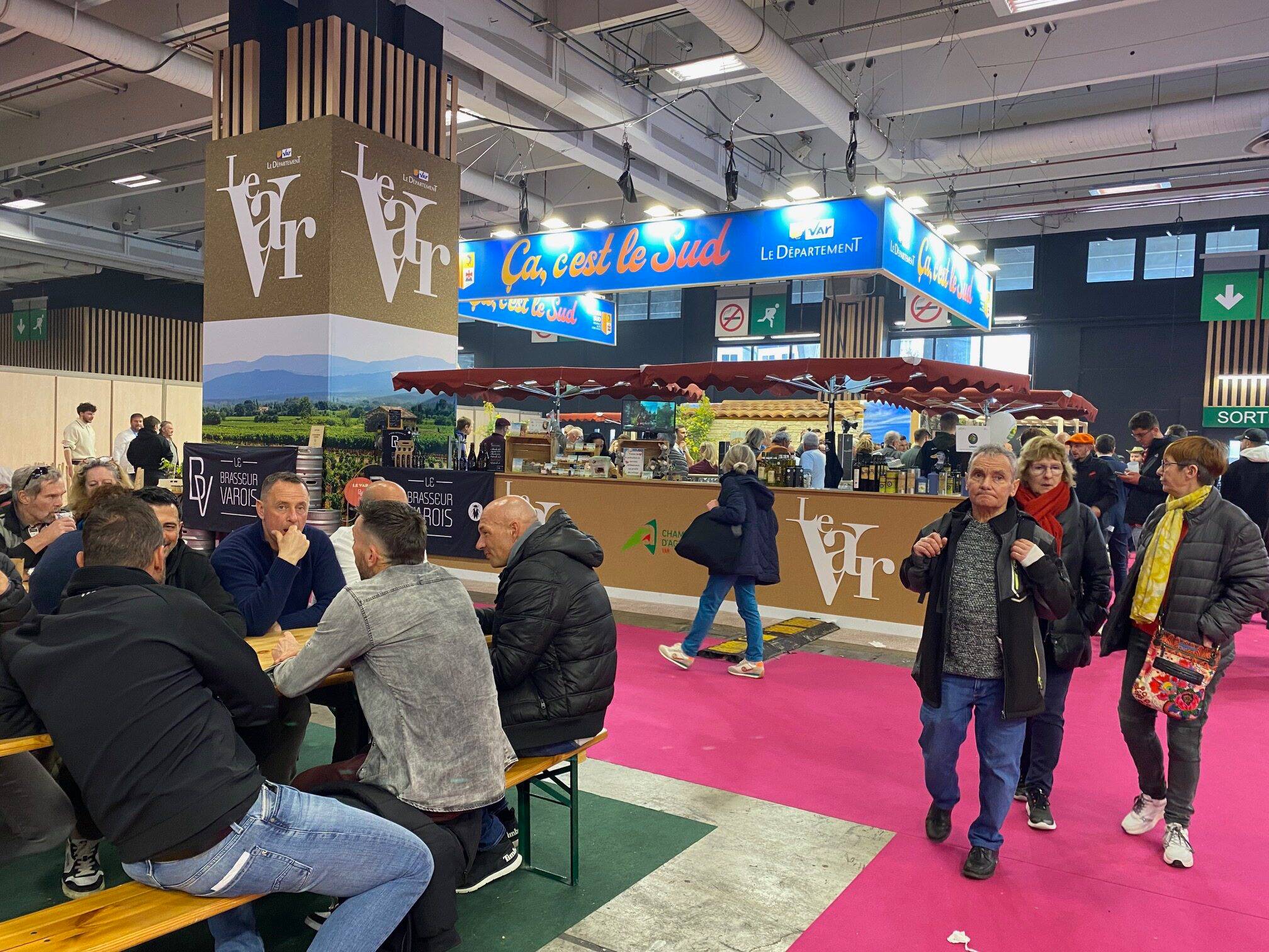 Manque de visibilité, vente en berne, succès de la piste de pétanque... Un bilan mitigé pour le stand Var au Salon de l'agriculture