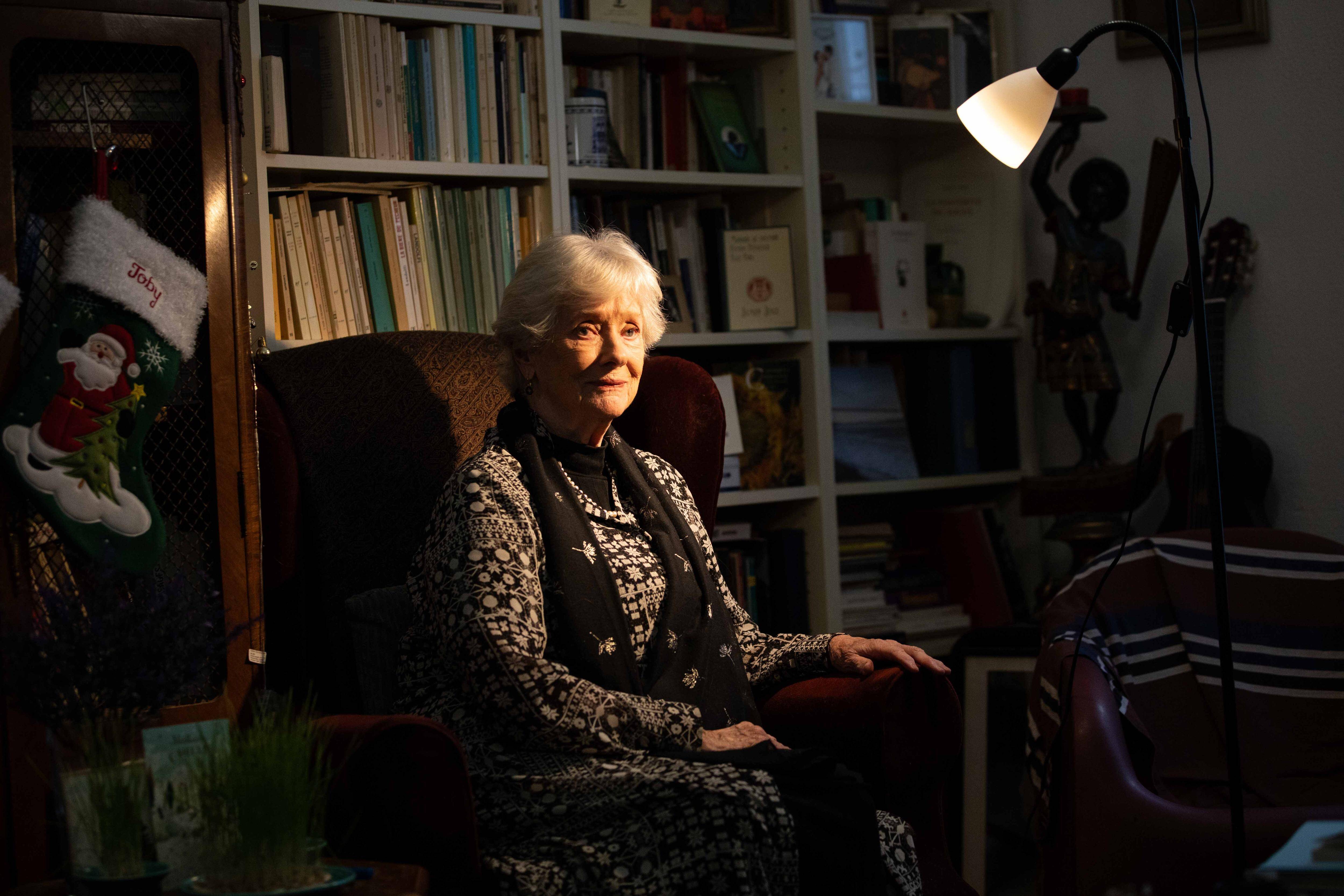 "Je suis un peu une activiste free-lance": cette Toulonnaise a créé le premier numéro d'urgence pour les femmes