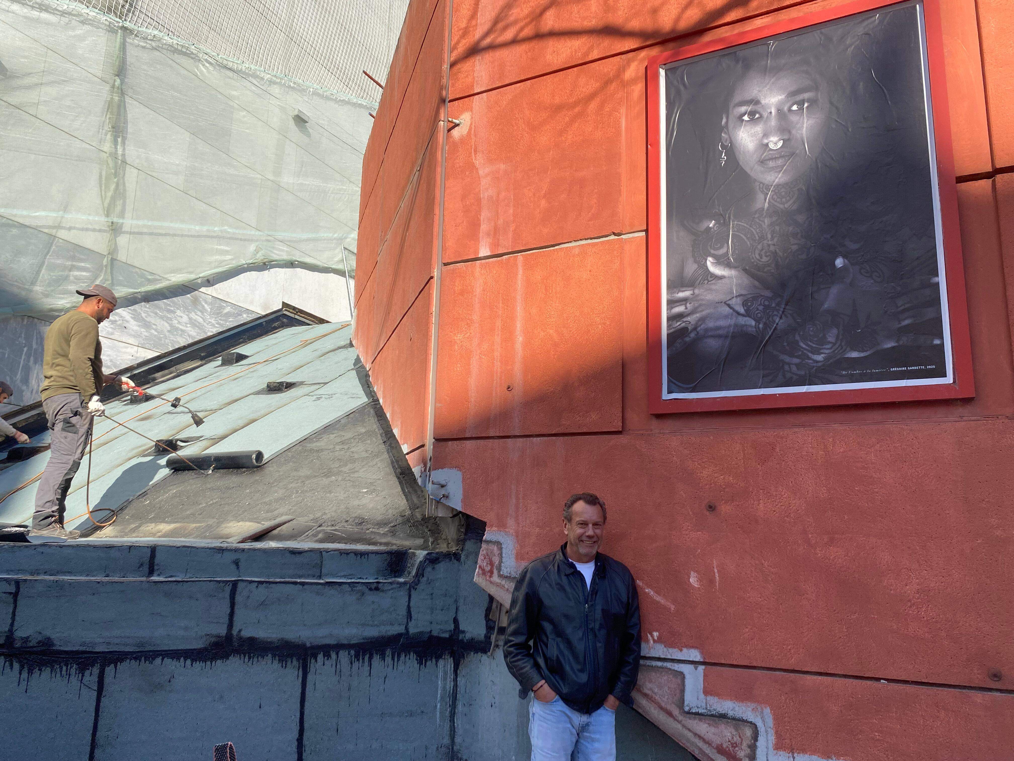 Une exposition "sauvage" sur les murs en chantier du MAMAC à Nice