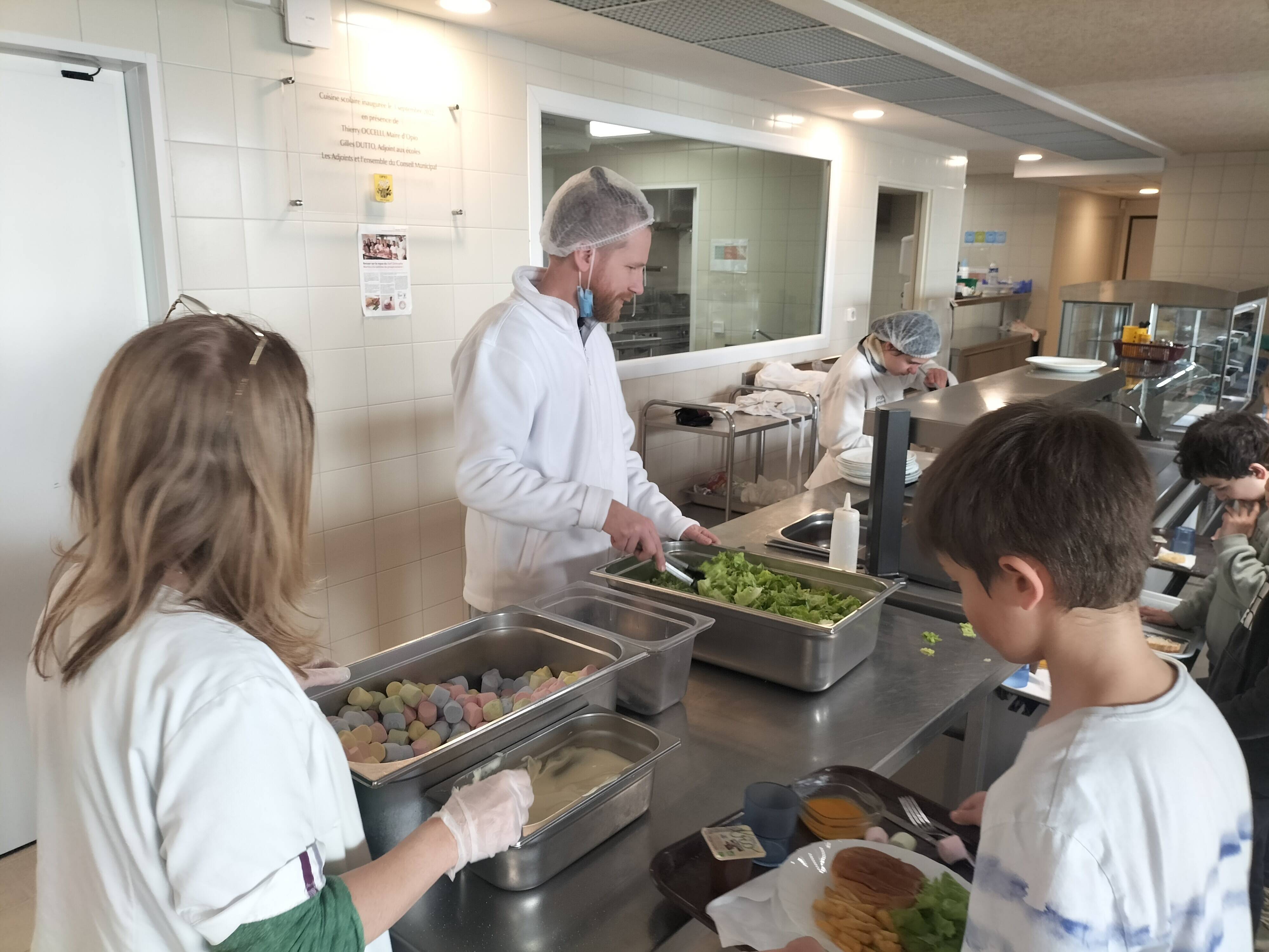 Dans ce village du moyen-pays, les repas des cantines vont être préparés avec l'huile d'olive AOP communale