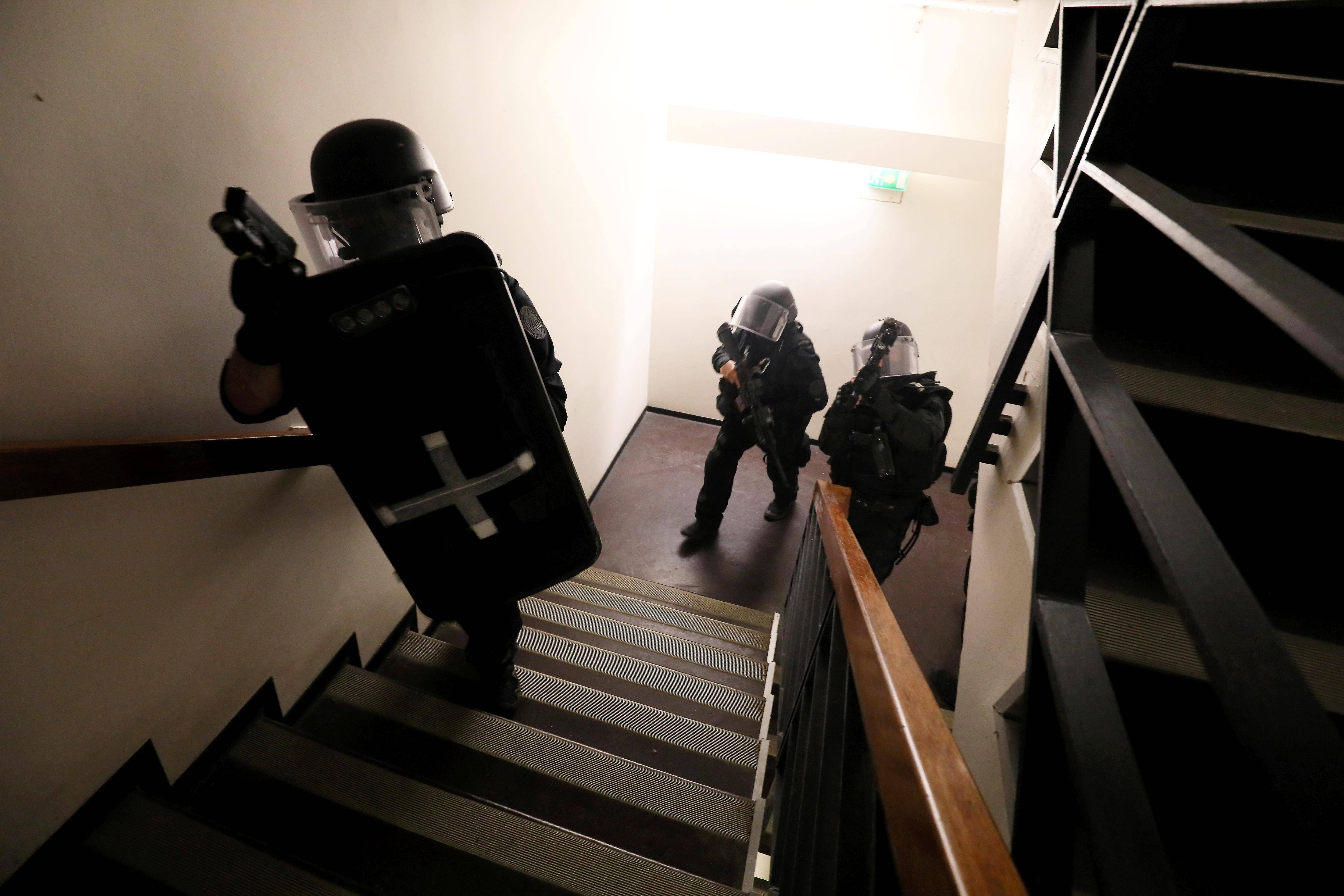 Le Raid en intervention à Cagnes-sur-Mer pour un individu retranché