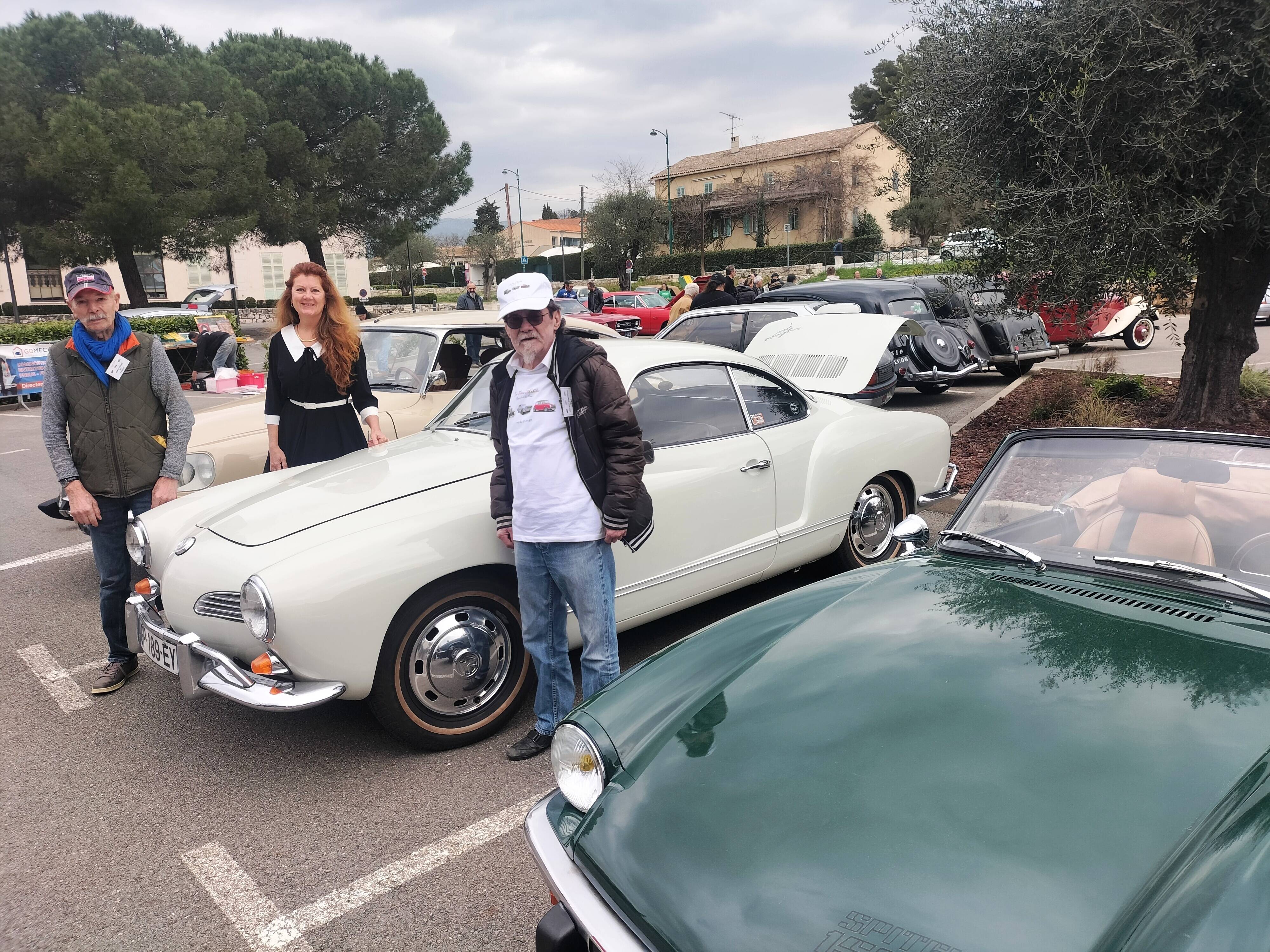 "Des exposants qui viennent de tout le département" le rassemblement de véhicules de collection reprend à Roquefort-les-Pins
